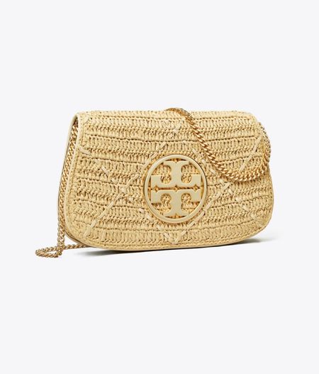 This rafia clutch with gold chain is perfect for spring and summer outfits, or a Mother’s Day gift

#LTKSeasonal #LTKGiftGuide #LTKitbag