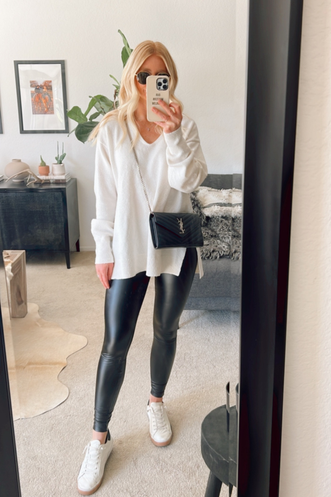 Running around town ✌🏼 #westernbungalowstyle #ltkstyle #dolcevitashoes 

#LTKstyletip #LTKshoecrush