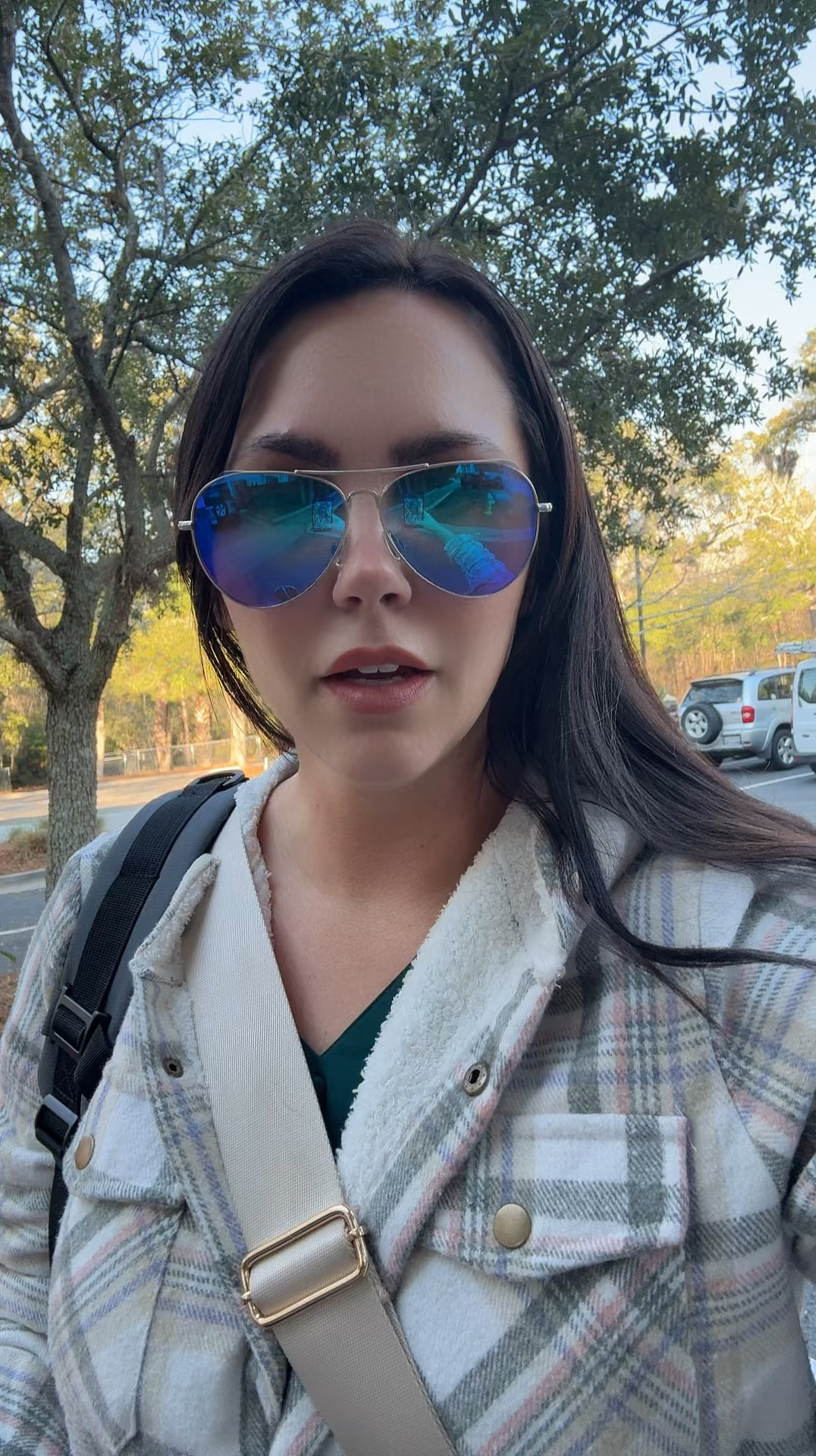 Strutting into work like a snack attack! 👜🍽️ Who knew my chic checkered set could stash a bakery’s worth? 🥯🥯 Plus chips and waters—with room to spare! 

#LTKStyleTip #LTKActive #LTKWorkwear