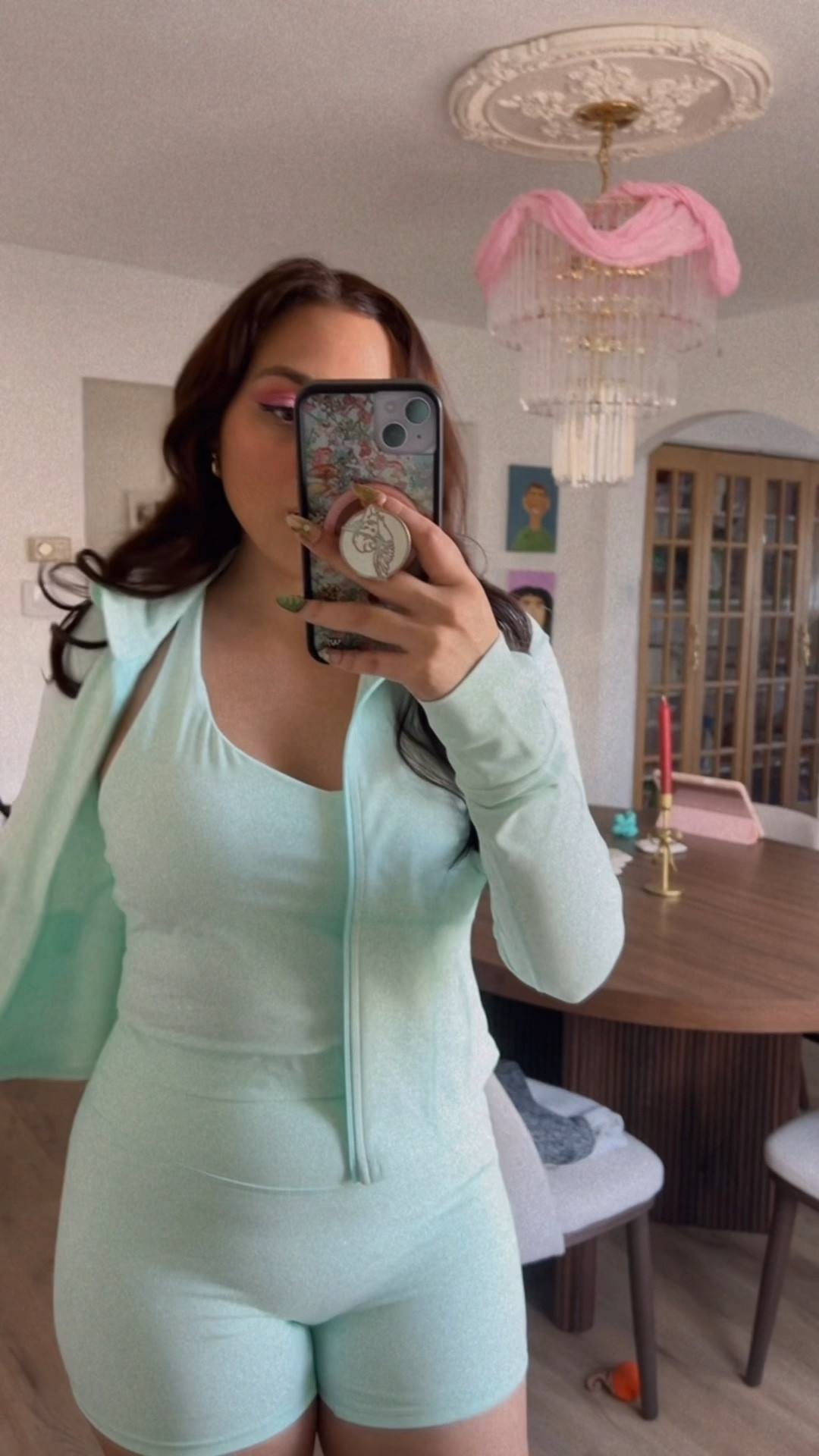 This @Fabletics set was mint-to-be. 😍 I love the no seam shorts. Makes me feel less self conscious. The jacket completes the look. ✨

#LTKootd #LTKActive #LTKfitnessgoals