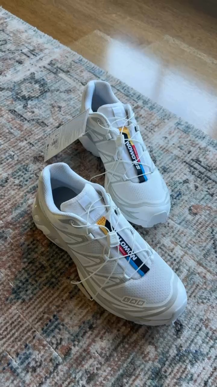 love this color!

salomon, salomon shoes, running shoes, hiking shoes, trending sneakers, trending shoes, salomon running, gracewhitefit, grace white

#LTKgrwm #LTKootd #LTKfitnessgoals