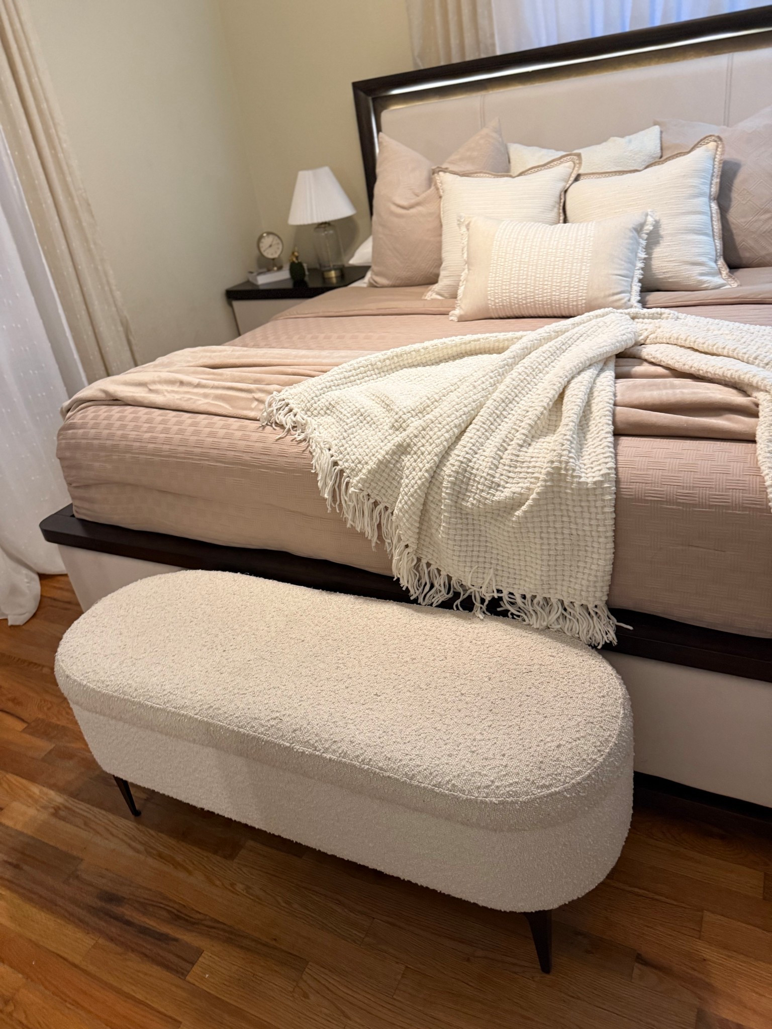 Bedroom Decor☁️🛌#LTKBeloved

#LTKHome #LTKSaleAlert #LTKActive