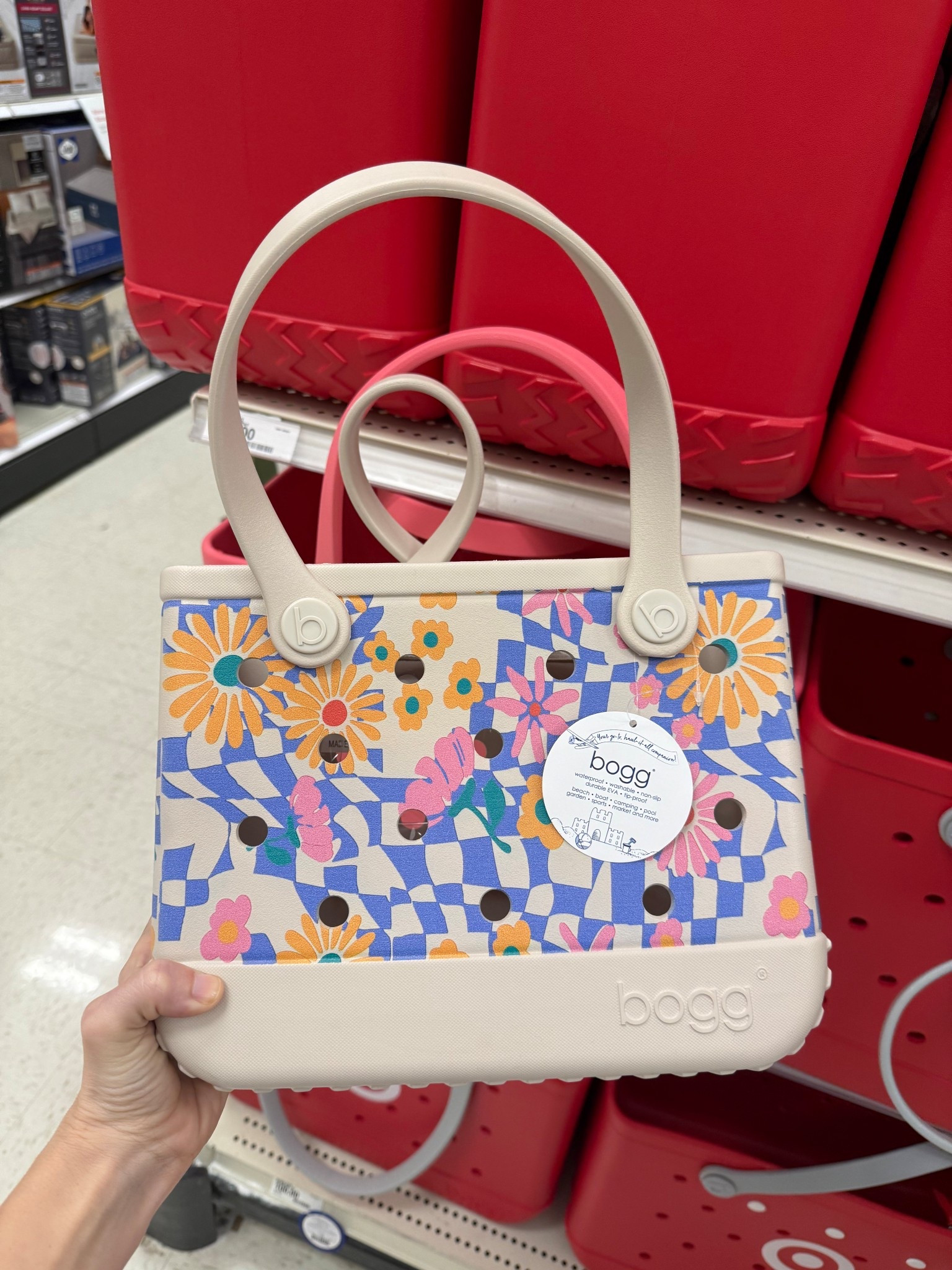 New floral Bogg Bag💐

#LTKItBag #LTKOver40 #LTKGiftGuide