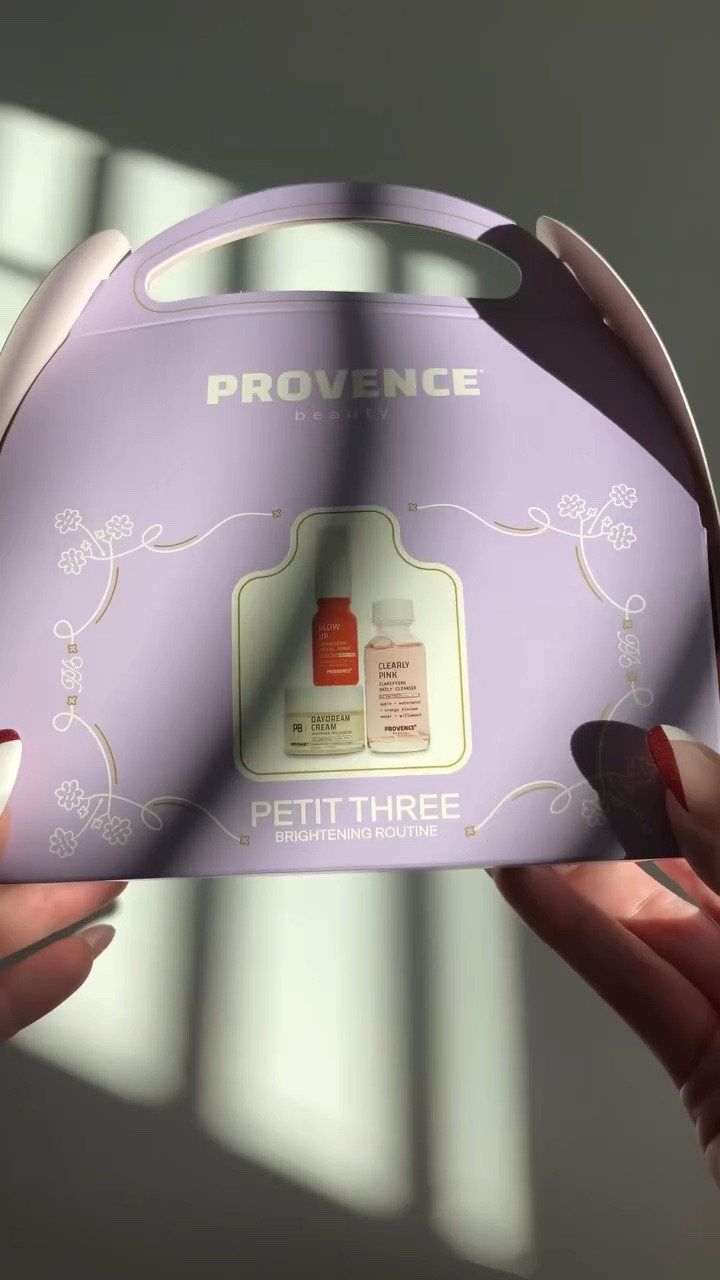 ✨ Say hello to radiant skin with this French-inspired skincare trio! @provencebeauty #gifted

🌸 The Petit Three Brightening Routine has everything you need to cleanse, brighten, and moisturize in one cute, convenient kit

💼 Includes:
💧 Clearly Pink Clarifying Cleanser
🍊 Glow Up Vitamin C Serum
☁️ Daydream Cream Moisturizer

.
.
.
.

#provencebeauty #ugc #beauty #beautyugc #SkinCareGoals #BeautyRoutine #GlowUp #RadiantSkin #SkinCareAddict #HydratedSkin #SkinCareProducts #SkinCareFavorites #SkinCareLove #HealthySkin #NaturalGlow #SkinCareDaily #BrighteningSkin #VitaminCSkincare #GlowingSkinCare #SkinCareEssentials #MoisturizerLove #CleanserGoals #SkinCareInspo #SkinCareCommunity #SkinCareMagic #AdaptogenSkincare #SkinCareObsessed #PetitThree