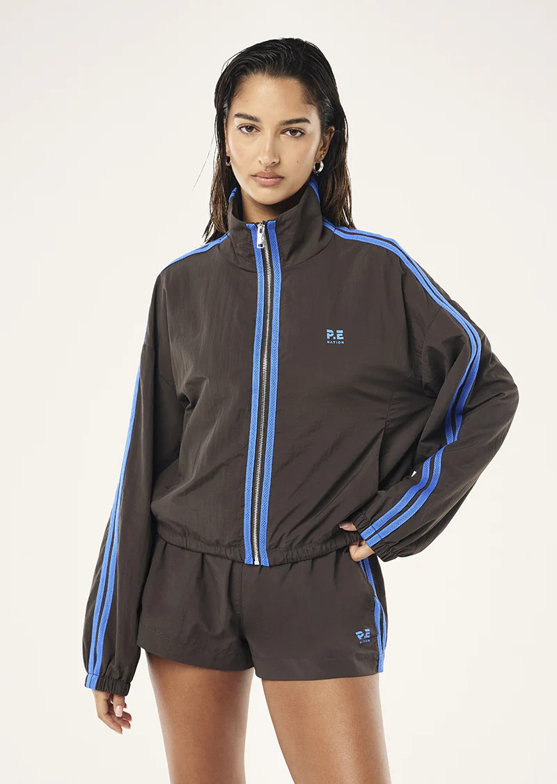 RELAY SPRAY JACKET IN COFFEE | P.E Nation AU