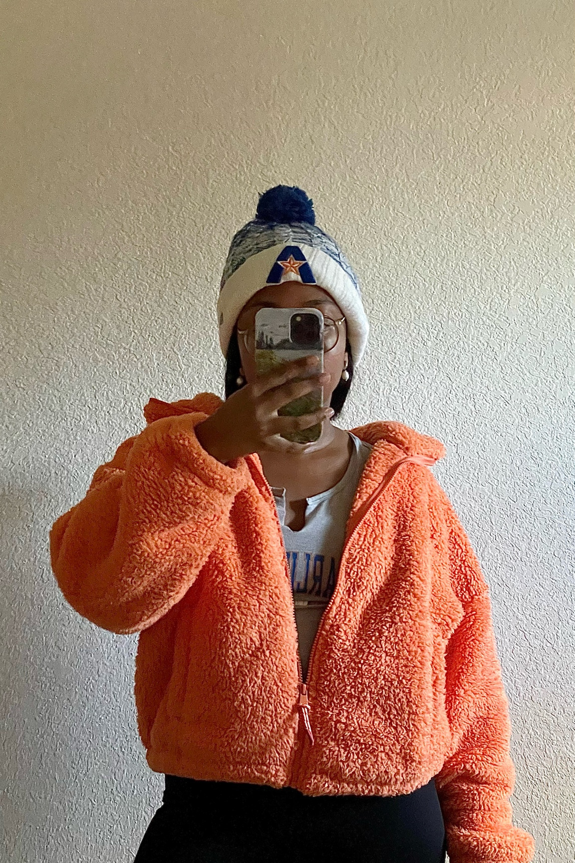 I love showing school spirit on a Monday! Makes starting the week so much easier💙🧡

#LTKfindsunder100 #LTKfitness #LTKsalealert