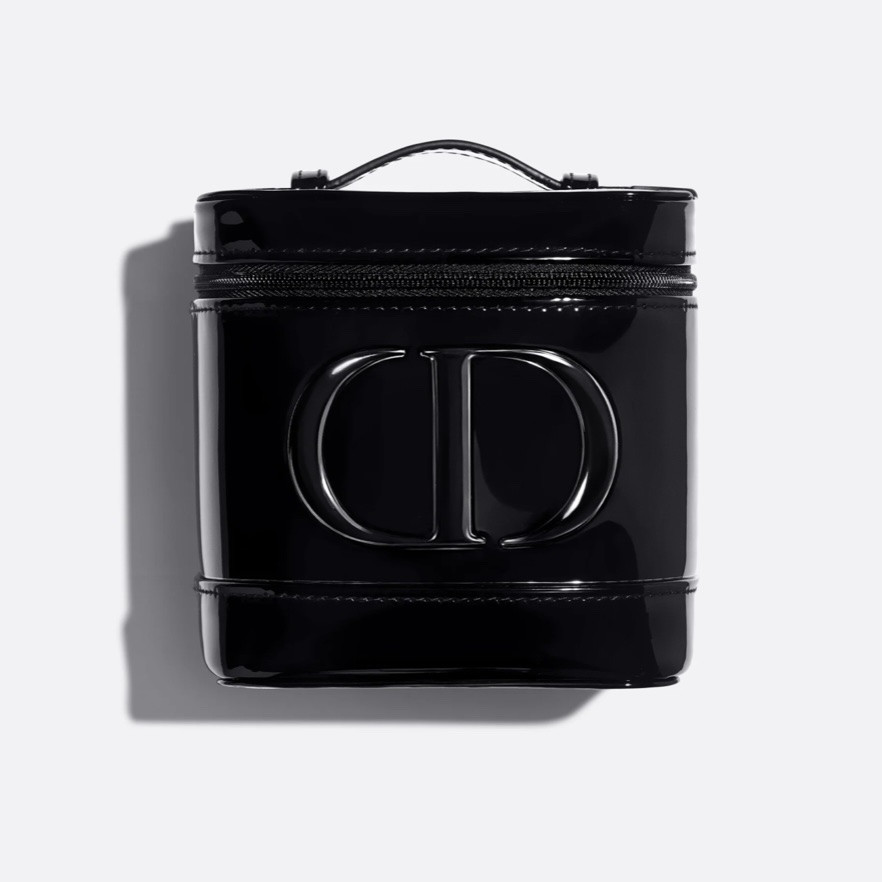 Get this mini vanity and bag charm with $225 order from Dior Beauty! Must be logged into account. US only.

#LTKBeauty