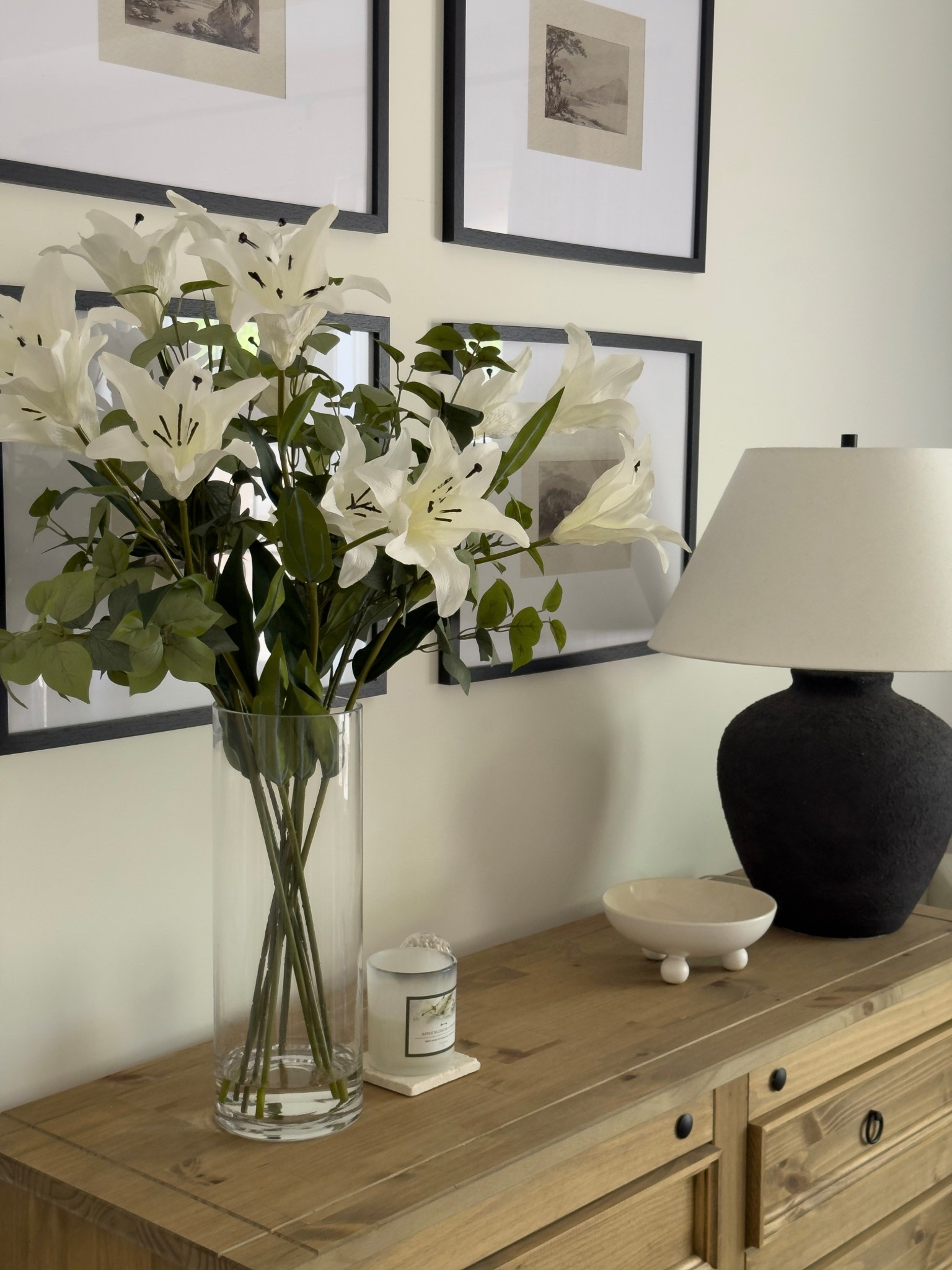 A moment for these faux lilies 😍🤌🏼
@Michaels 

#LTKHome #LTKSaleAlert #LTKSeasonal