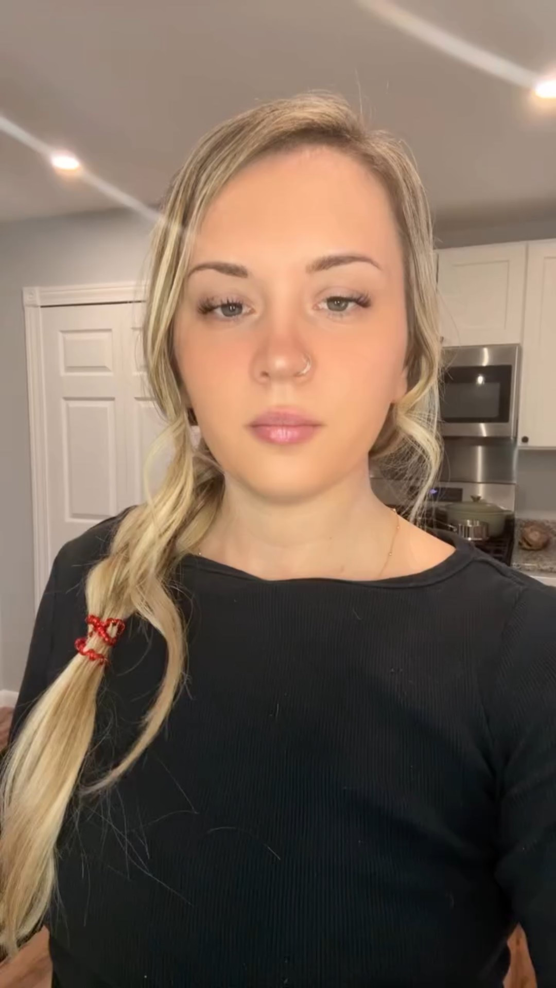 Our absolute favorite pasta @carbe_diem_foods launched in Kroger + Wal-Mart so naturally I wanted to celebrate with one of my favorite recipes! 

It’s easy, quick and delicious! Even my toddler finishes her plate. 

They have multiple different pastas. We love it he orzo + rotini. 🙏🏻 

For this recipe you’ll need 

1 box of carbe diem orzo 
1 cucumber chopped
3 large tomatoes chopped 
Kalmata olives ( measure with your heart!) 
& feta cheese 

For the dressing you’ll need 

2 tablespoons avocado oil or EVOO 
Juice of 1 lemon 
Salt 
Pepper 
Salt free lemon pepper 

& follow the directions above in the video! 

Be sure to tag me when you try it! & head to your nearest Wal- Mart / Kroger to grab yourself some @carbe_diem_foods !!

#carbediem #fromthelobby @fromthelobby