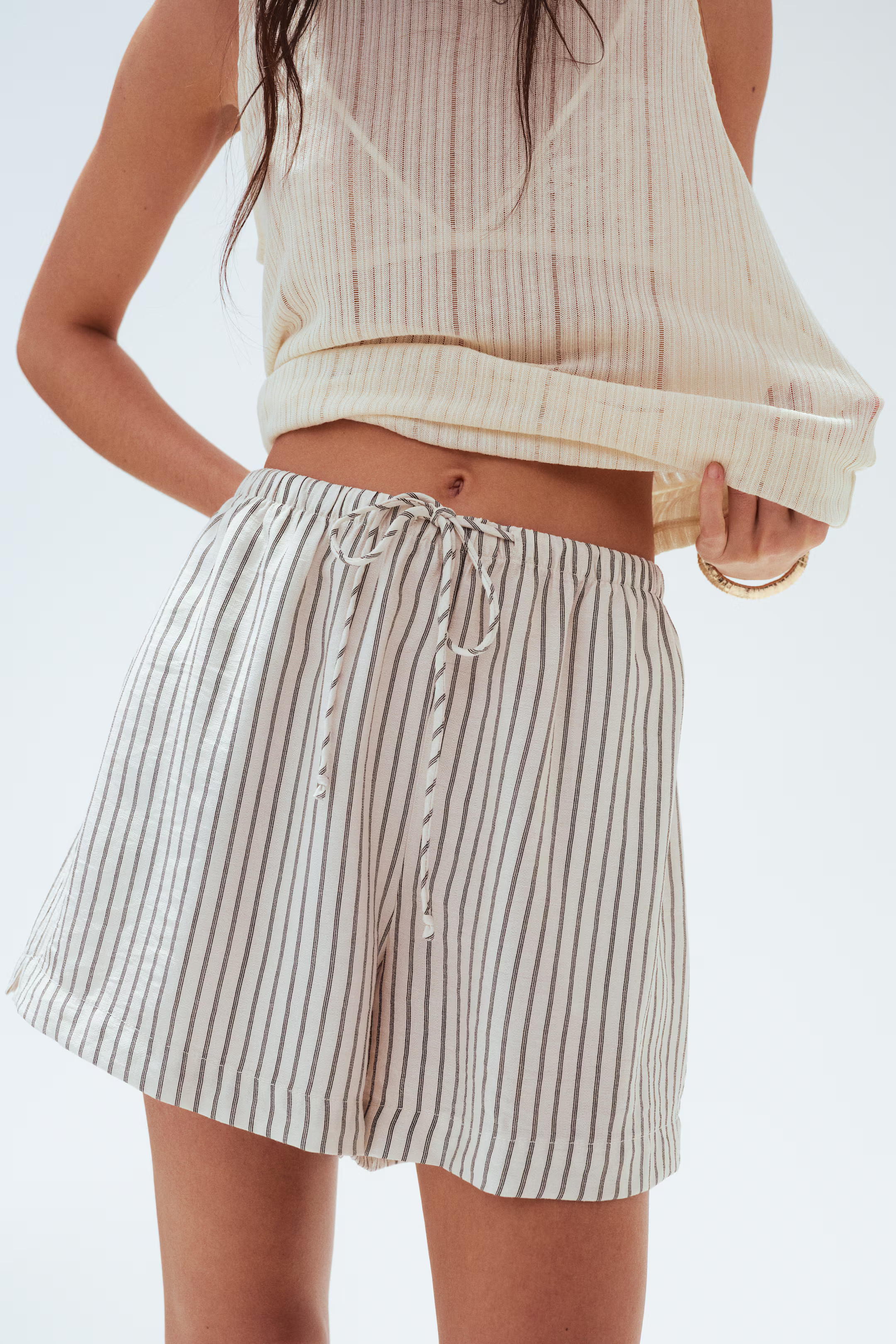 Drawstring shorts | H&M (UK, MY, IN, SG, PH, TW, HK)