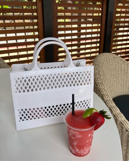 Jelly tote bag / pool bag / summer bag / summer accessories / travel accessories / resort wear

#LTKitbag #LTKSeasonal #LTKfindsunder50