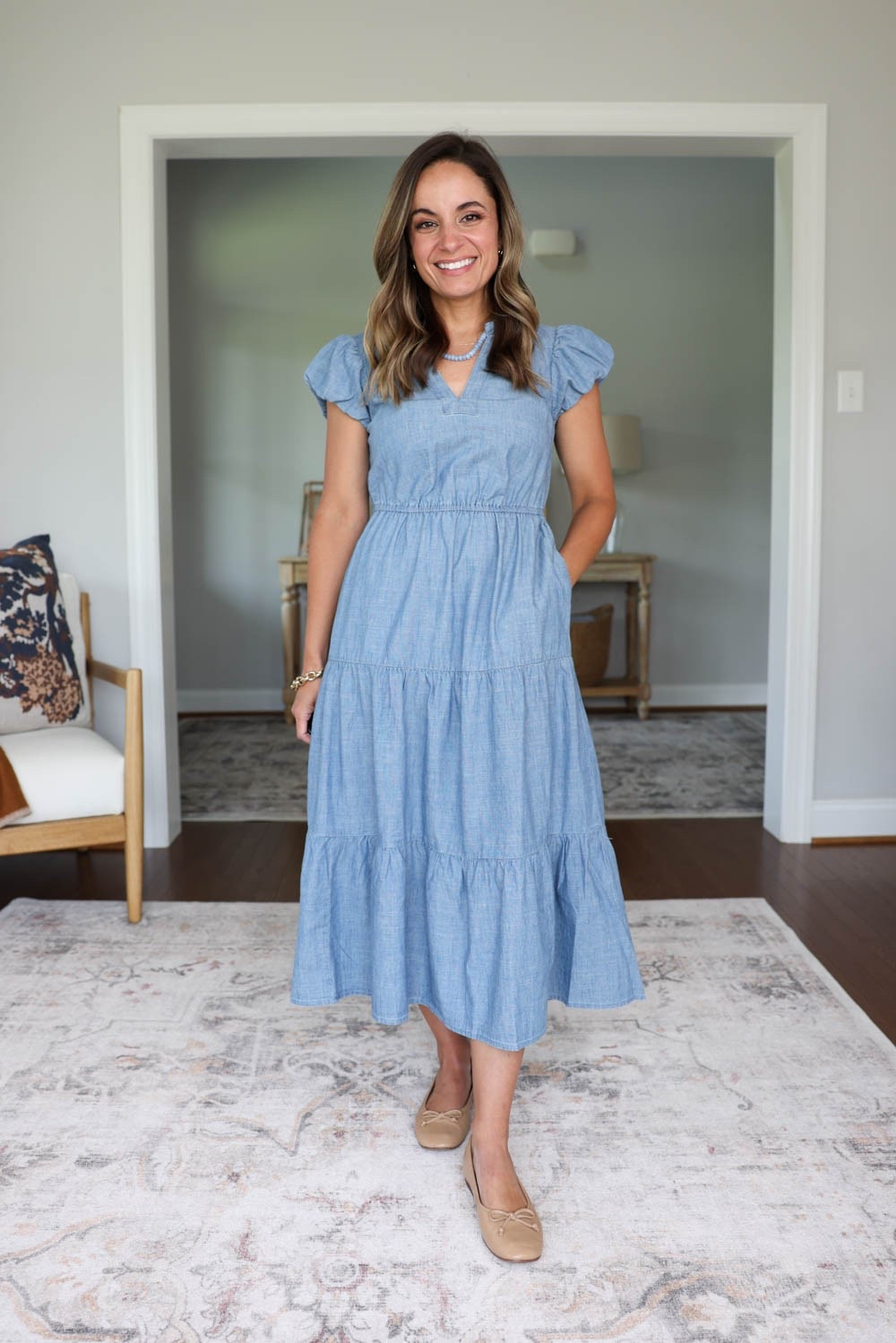 For the last part of my teacher series, I’ve rounded up a few petite-friendly dresses and skirts with thing you’ve asked me for like sleeves and pockets! 

Dress: petite 00 

Outfits for teachers, petite friendly dresses and skirt, petite fashion

#LTKPetite
