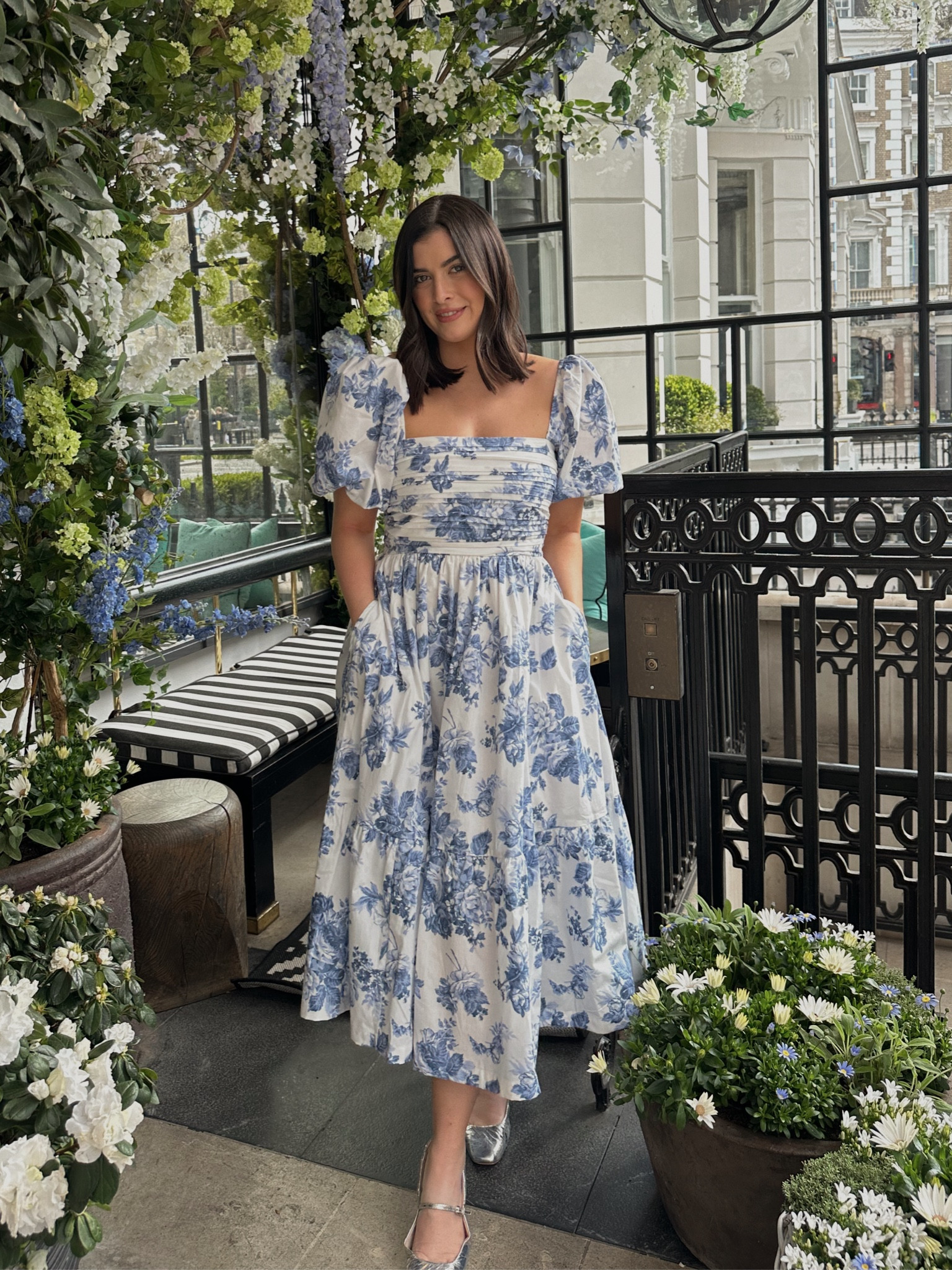 Outfit for tea in London!