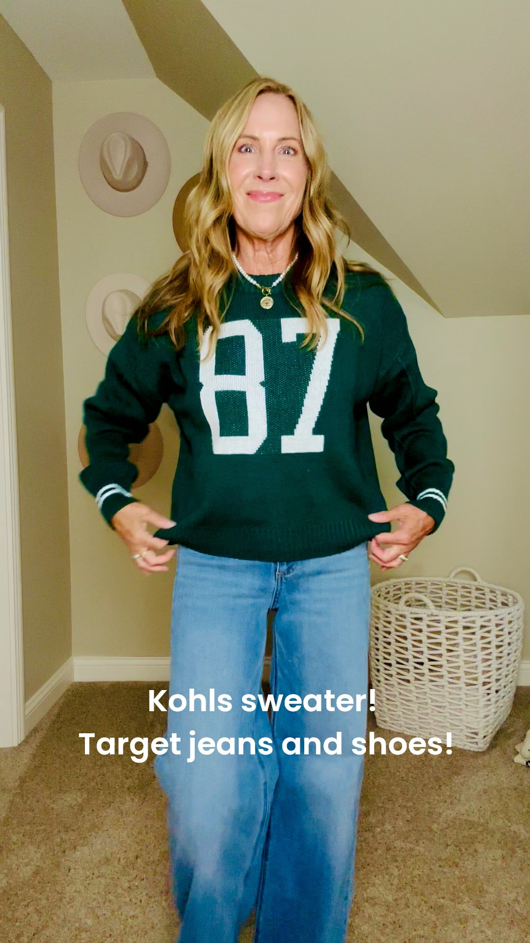 
Cute casual outfit for game day, or any day! 

#LTKOver40 #LTKFindsUnder50 #LTKSaleAlert