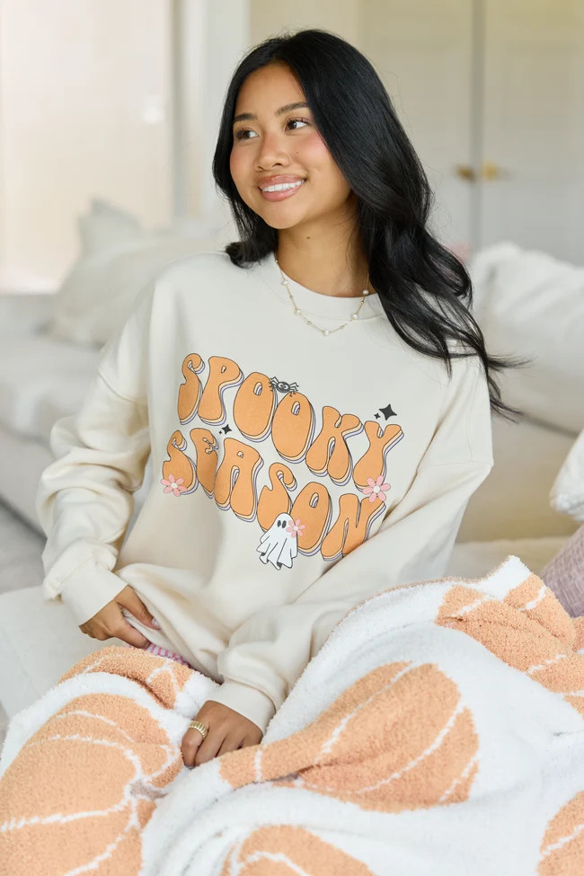 Spooky Season Cream Graphic Sweatshirt | Pink Lily