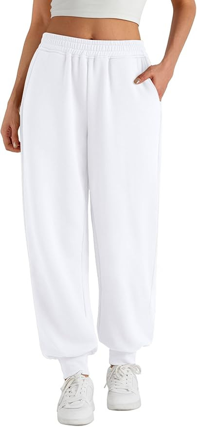 Trendy Queen Womens Sweatpants Baggy Athletic Joggers with Pockets Lounge Pants | Amazon (US)