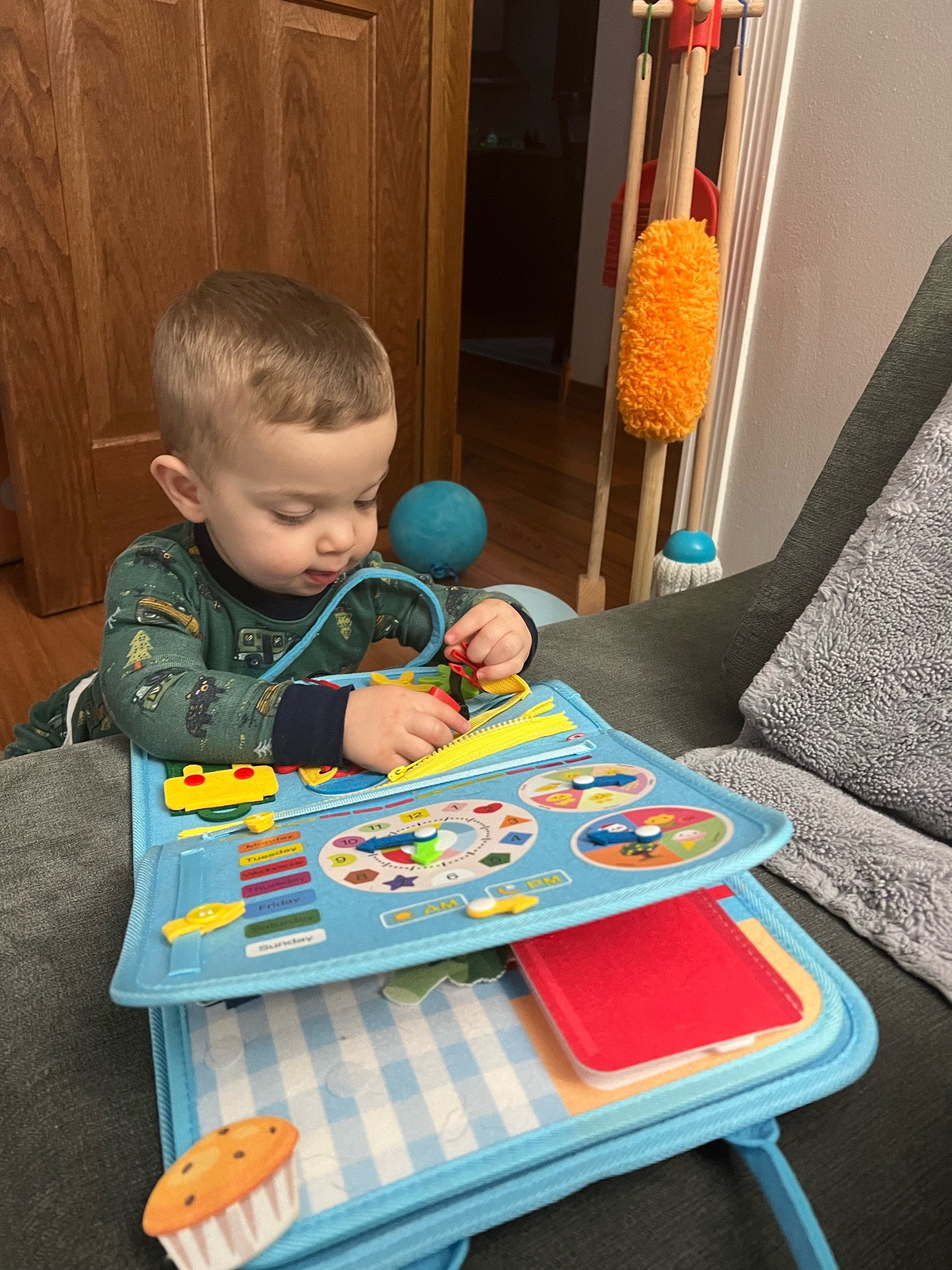 Interactive and fun activity book. Perfect for toddlers!

#LTKkids #LTKfamily