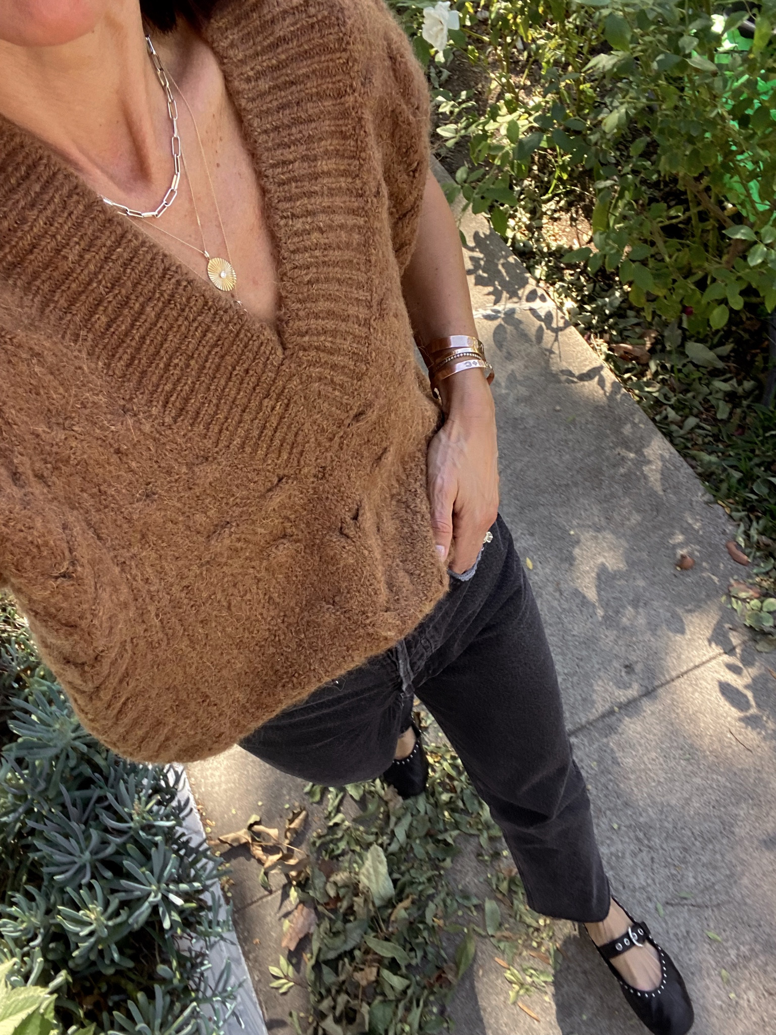 Today’s outfit 
Sweater is 40% off tts 
Jeans run Tts 
I don’t recommend these flats if you have a narrow foot. They are amazingly soft and very comfortable otherwise. They run Tts 