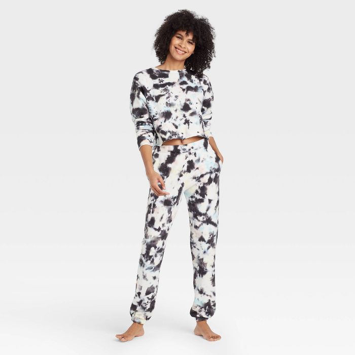 Target/Women/Women's Clothing/Pajamas & Loungewear/Pajama Bottoms‎Women's Tie-Dye Fleece Lounge... | Target