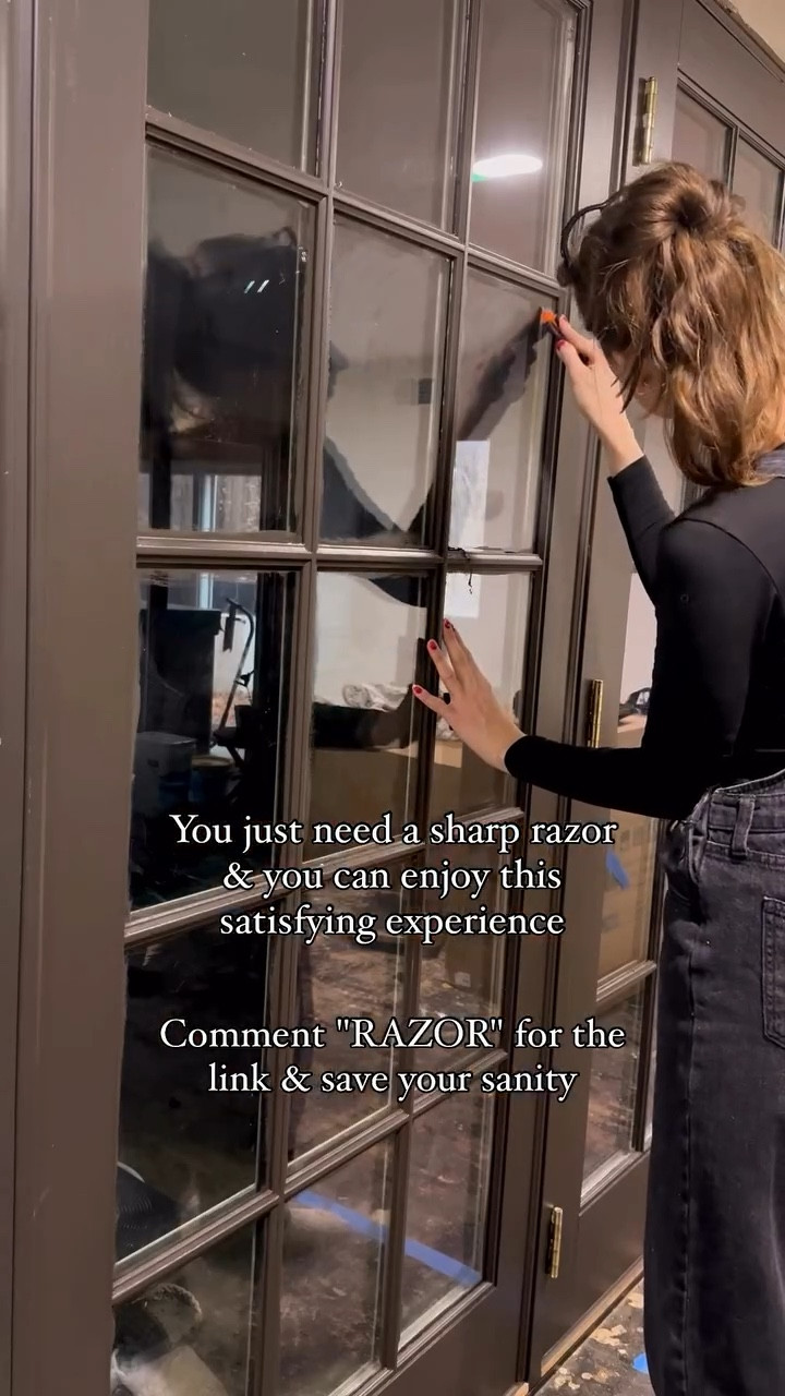 Save your sanity & and just get a decent razor 🙌

Using yards of tape is not great for the environment plus it’s time consuming, cutting in is not very beginner friendly, but a razor... A razor requires zero skill, minimal effort and the process is extremely satisfying 💁‍♀️

If you want the link to the one I’m using in this video comment "RAZOR" 

............................................................................

👋 Hi! I’m Stacey, a creative soul who is addicted to DIY 🔨💗
You will most often see me renovating my old fixer upper home on a budget, whether I’m transforming entire rooms, creating decor dupes, flipping furniture or learning to use new power tools, I am constantly working on bringing the daydreams in my head to life ⛅
You won’t see perfection here, in fact, you’re more likely to see me mess up and try again, but I am here to prove with a little hard work and creativity you can create magical things ✨

............................................................................

💗 Tap the follow button to join this little group of daydreamers. Let’s transform our homes together 🫶

🔨 Join me in stories for all the real-time fun

🛒 Looking for DIY or decor links? I try to link everything I can in my LTK (Link in Bio)

❔️ Have a question? Your voice is wanted here. Ask away 🫶

@dawn.of.a.daydream

.............................................................................

#DIYDaydream #DIYhomereno #Femalediyer #DIYinteriordesign #easyhomeupdates #diygirlies #homemakeoverideas #diyhomeimprovement 

Fixer upper house | home makeover | diy renovation | beginner DIY | interior design | cozy moody Spaces | contrasting black doors | the power of paint | paint scraping | satisfying DIY videos | ASMR DIY | girls that create | home renovation ideas | DIY hack | painting tools