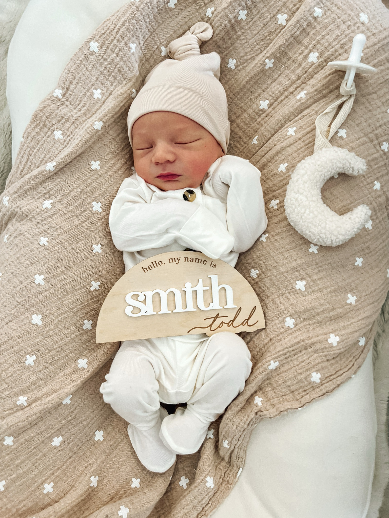 Newborn Announcement Photo // Newborn Outfit // Coming Home Outfit // Baby Boy Outfit // Baby Announcement // Name Announcement #LTKunder50

#LTKbump #LTKbaby