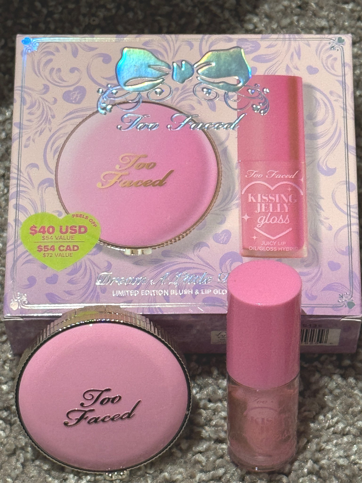 Gift 💝 Set

#LTKU #LTKSeasonal #LTKBeauty