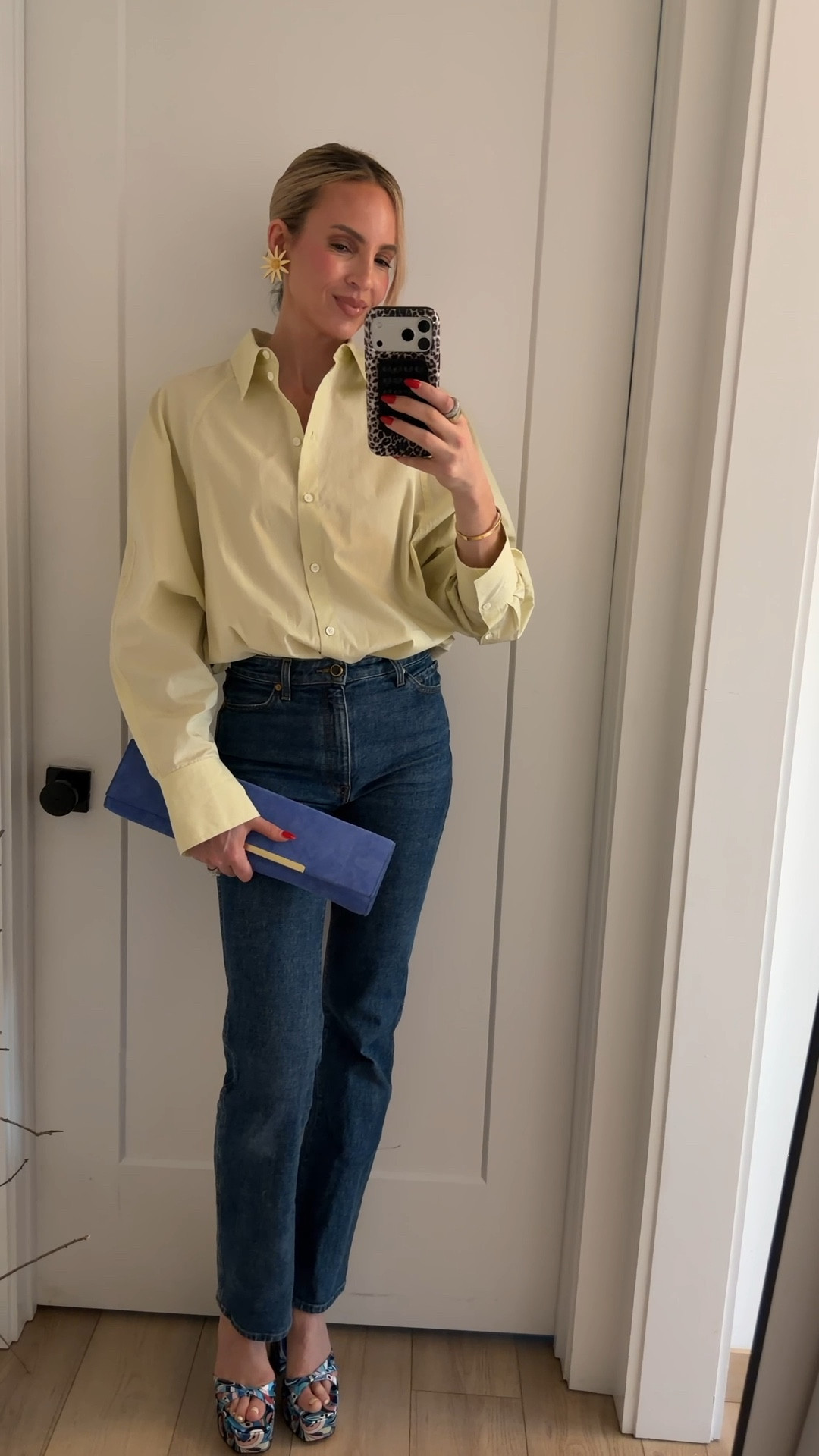 Jeans run tts. Shirt run oversized. Heels run tts . ￼

#LTKOver40 #LTKTall #LTKootd