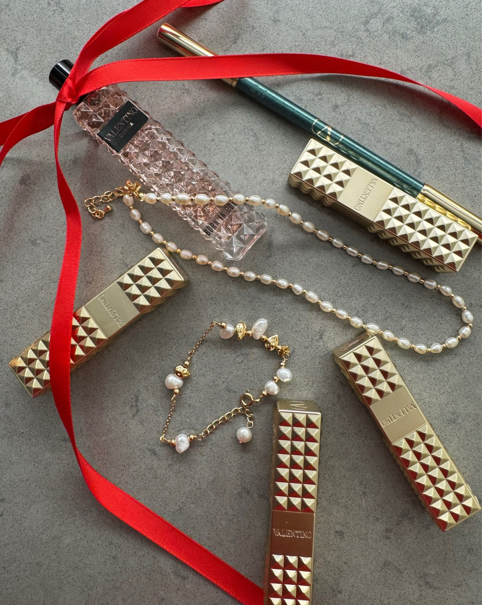 Valentino finds

#LTKGiftGuide #LTKHoliday #LTKTravel