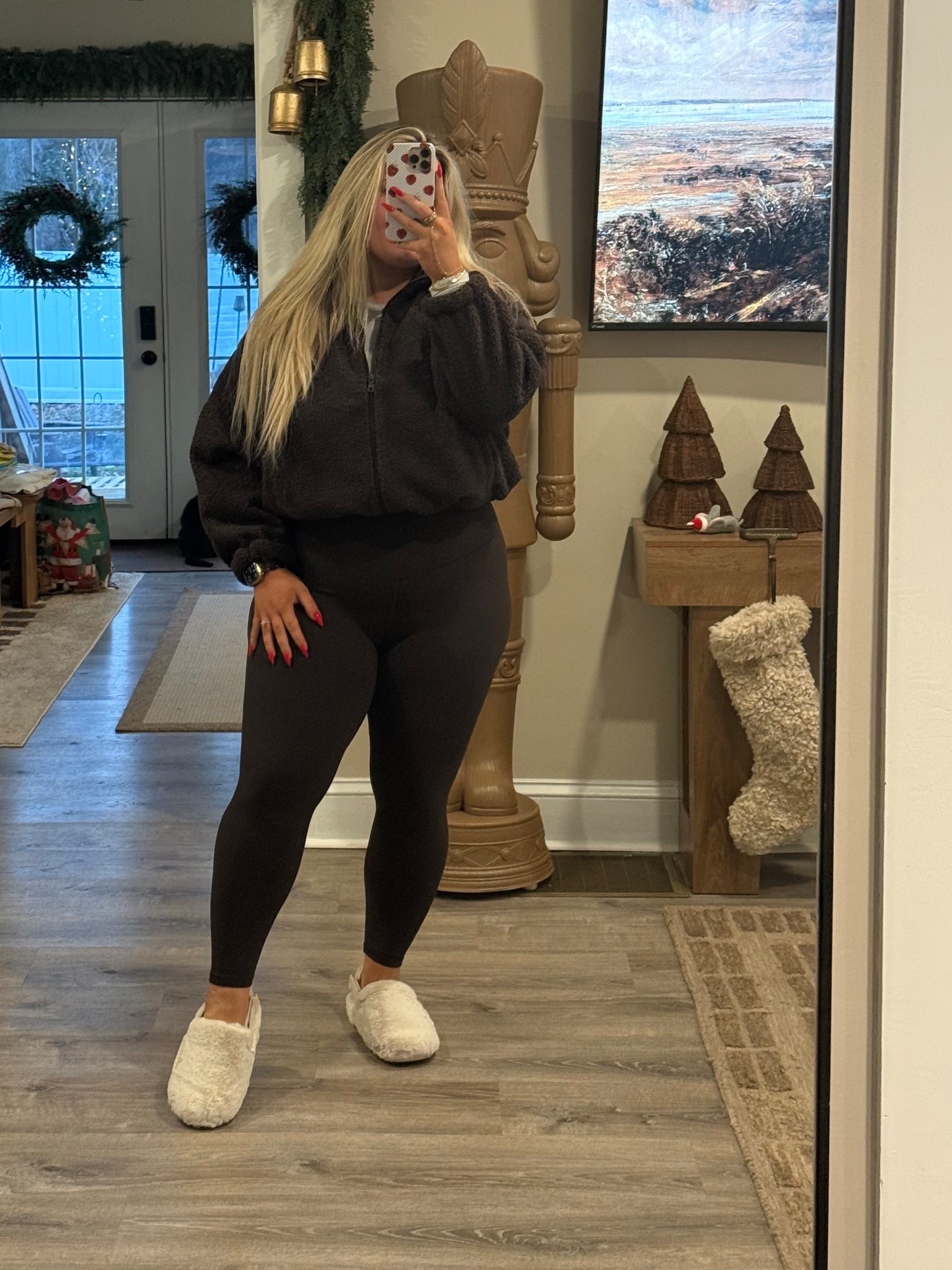 OOTN

Running errands and through on this to keep me warm!!

Outfit of the day, outfit of the night, sleeve jackets, aerie finds, Nike mules, easy outfits, cold weather outfits. 

#LTKootd #LTKgrwm #LTKMidsize