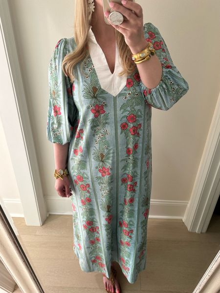 An absolute favorite! This style is my go to, and it’s so comfortable, flattering and easy to throw on and go! Wrinkle resistant dress w removable sash (not shown here) I size down in this style of dress! 

