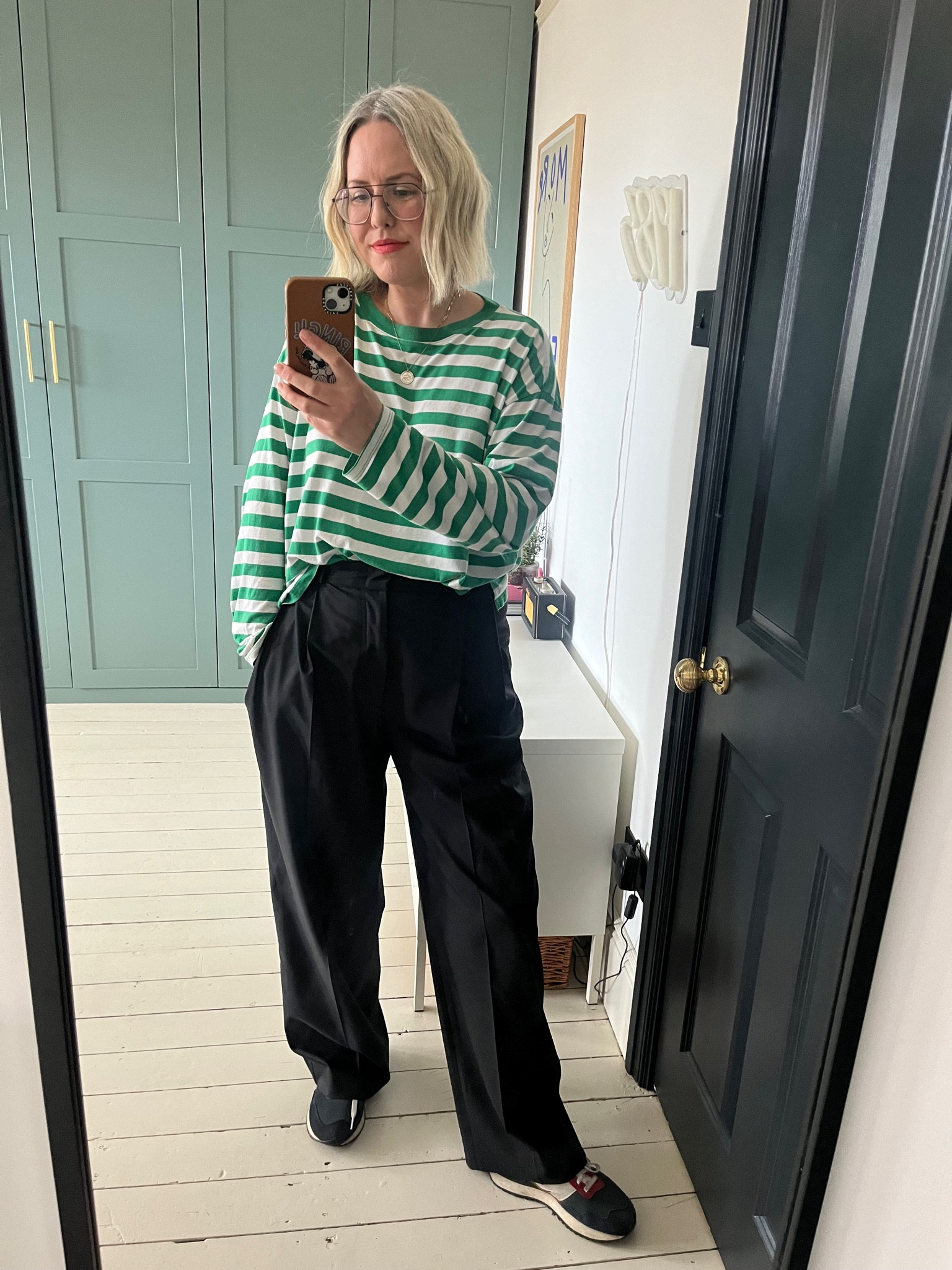 Soft long-sleeve top, Capsule Wardrobe, Wardrobe staples, Wardrobe basics, high-waisted trousers

#LTKstyletip #LTKeurope #LTKSeasonal