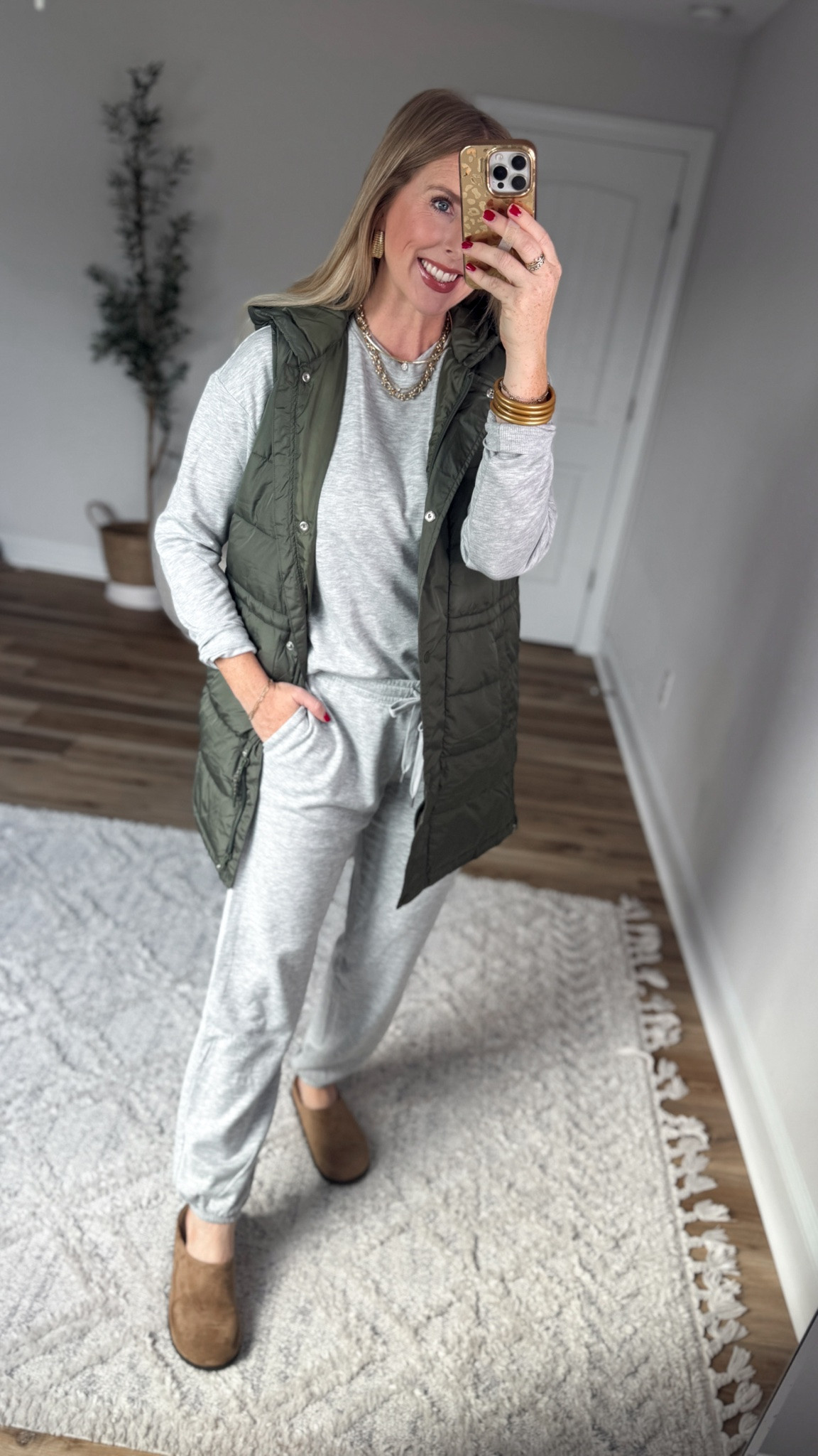 Weekend Walmart Wins try-on
Puffer vest- small
Lounge set- small

#LTKootd