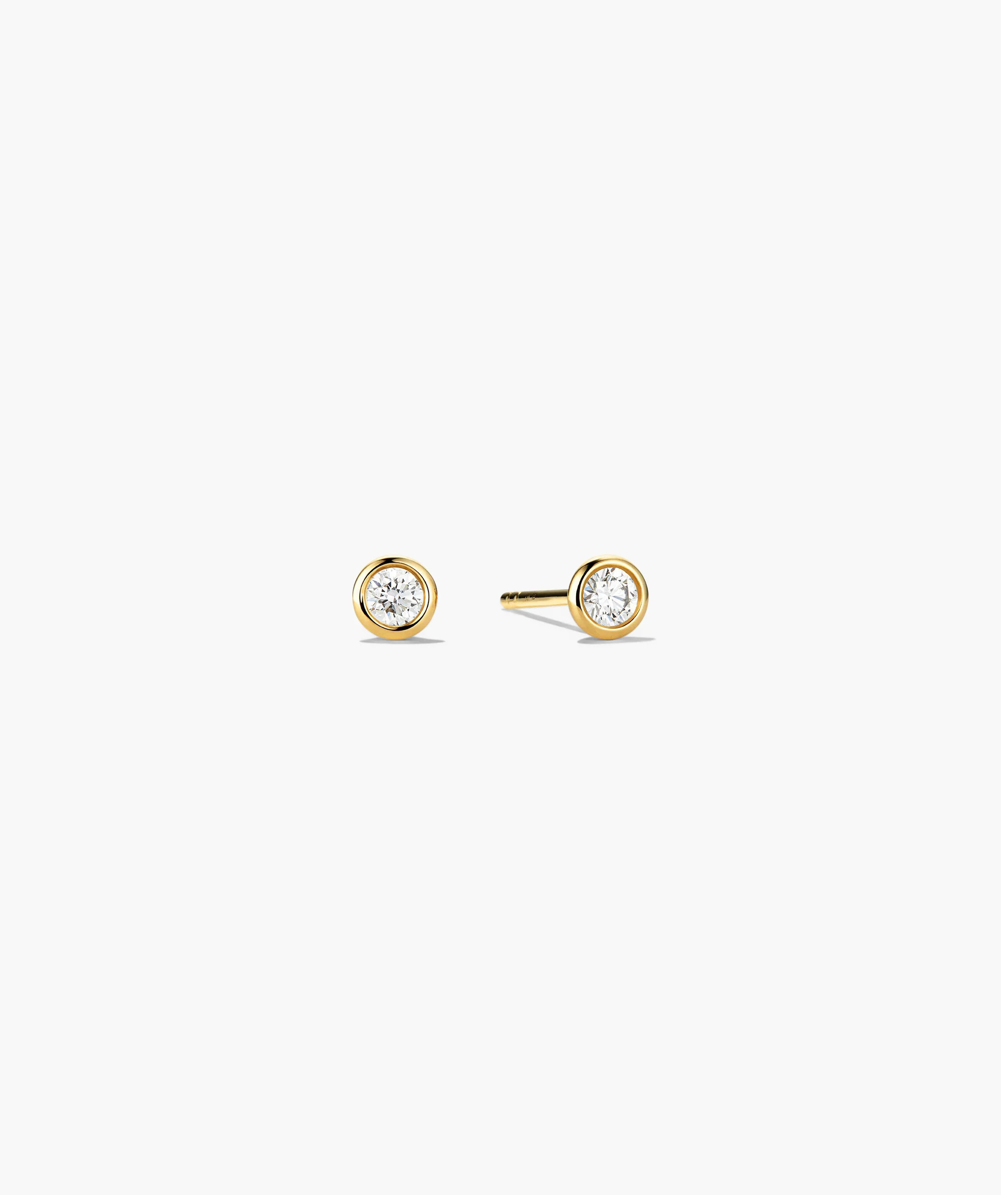 Mini Bezel Round Lab Grown Diamond Studs | Mejuri Fine Crew