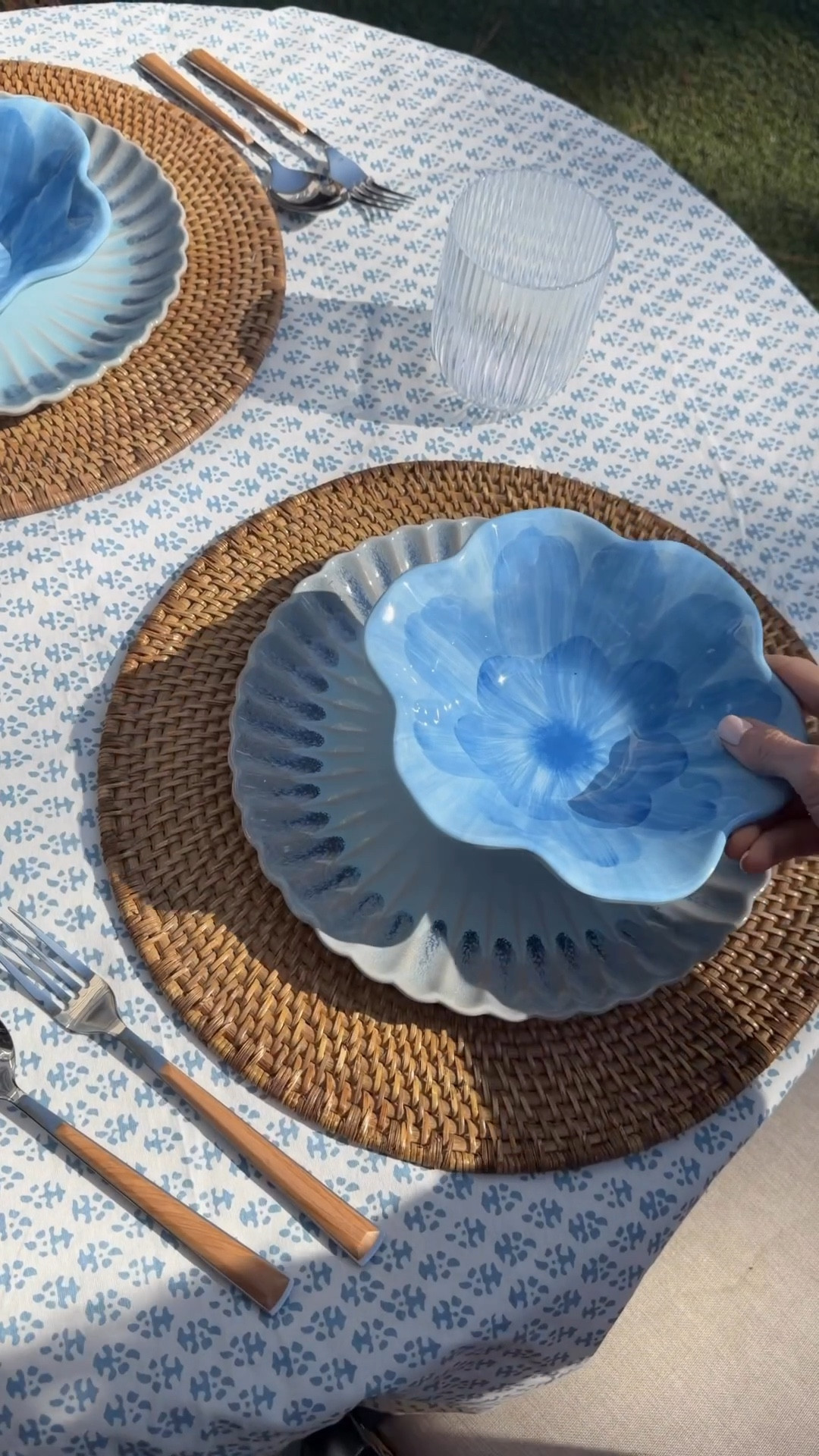 #ad Blue tablescape inspo! All products are @wayfair! #wishyouwerehere #outdoor #wayfair #wayfairpartner 