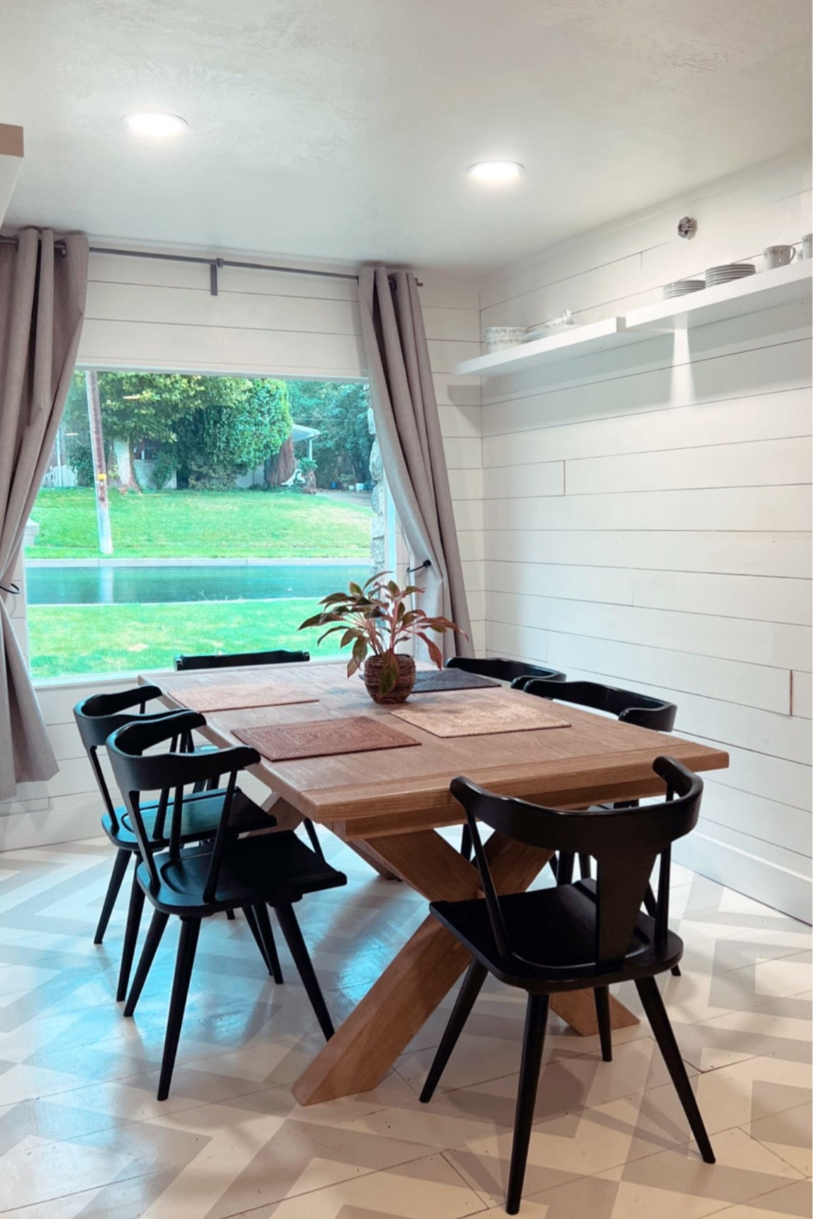 Dining room beauutyyyy  

#LTKfamily #LTKhome #LTKmidsize