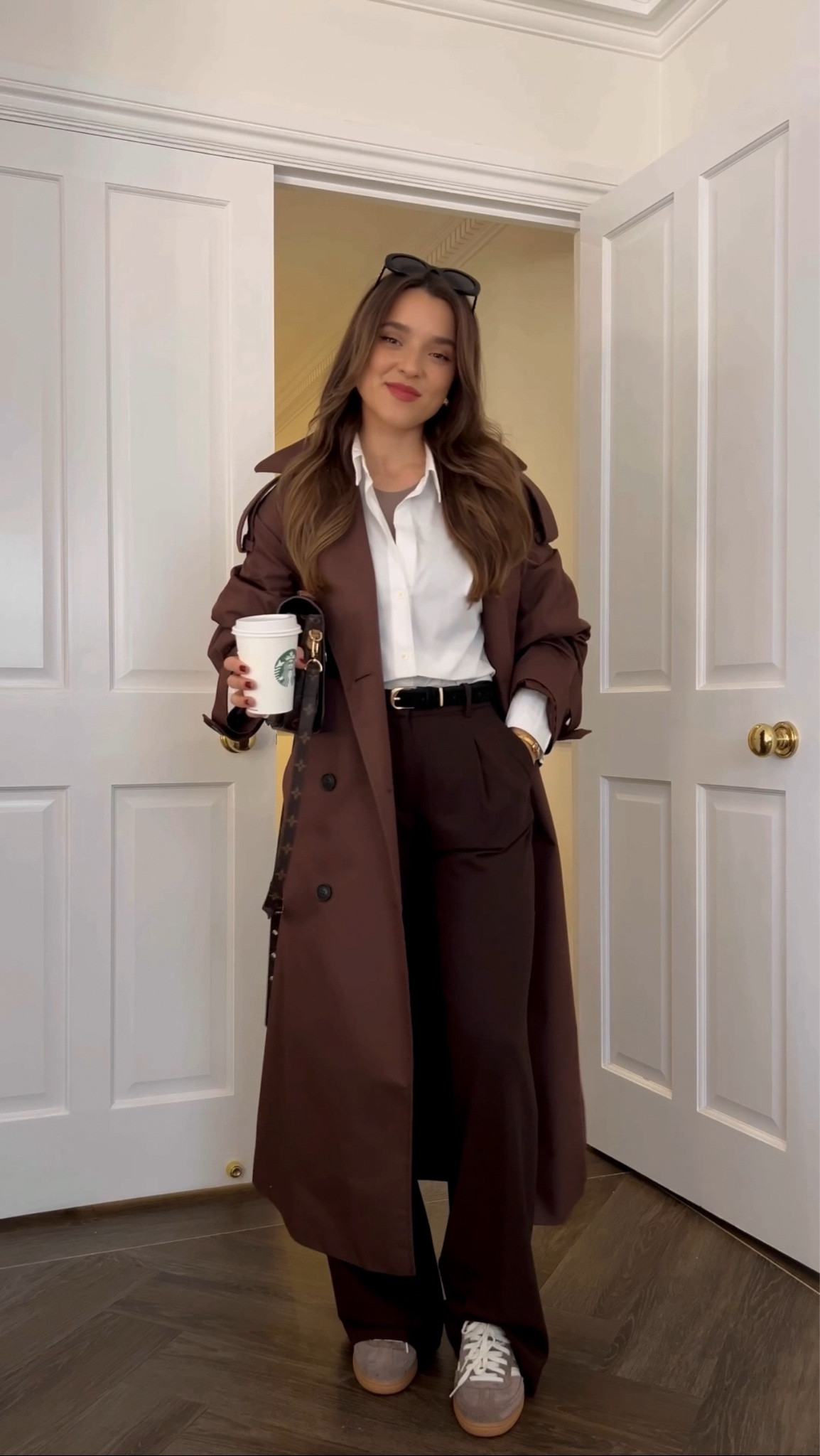 You can create the same look with a brown coat for colder weather—I absolutely love these shoes! 🍫🤎

#LTKstyletip #LTKautumn #LTKeurope