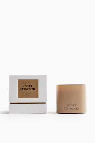 Scented candle in glass holder | H&M (UK, MY, IN, SG, PH, TW, HK)