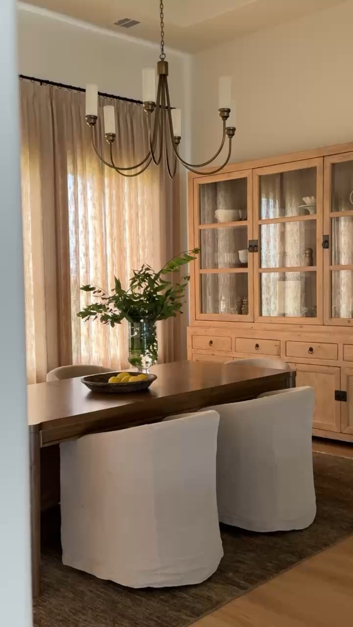 Spring dining room inspo!

Hutch is habitat home and garden and can’t link

dining room inspo, elevated dining room, dining room finds, timeless dining room, neutral dining room

#LTKSeasonal #LTKHome