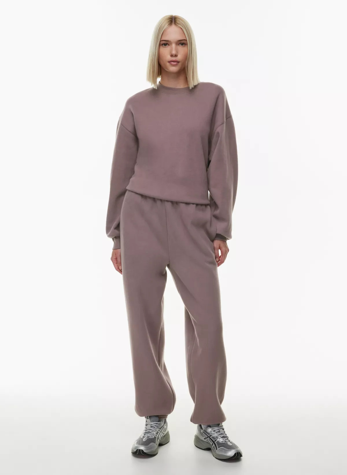 COZY FLEECE MEGA SWEATPANT™ | Aritzia