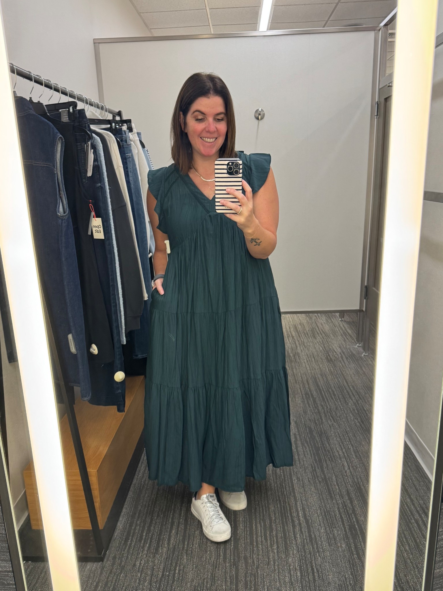 This dress is a must have for fall, especially if you live in a warmer state! 

Dress: $85.99

#LTKSaleAlert #LTKStyleTip #LTKFindsUnder100