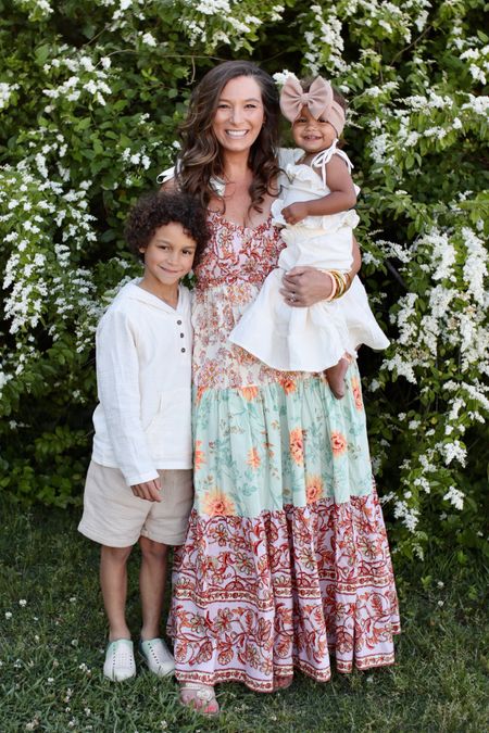 Vacation outfits for family photos / kids vacation outfits / family photo style / 