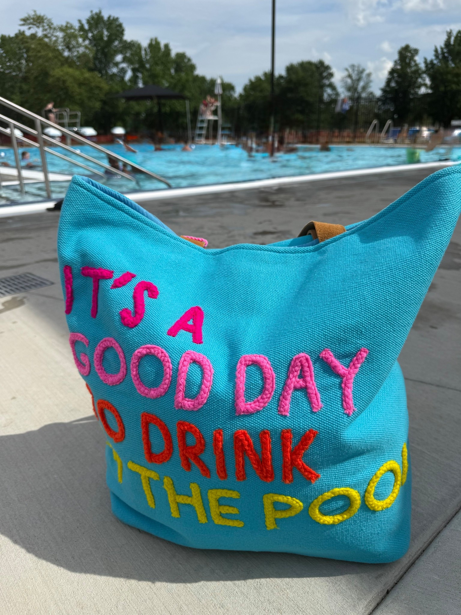 It’s a good day to drink by the pool! Loving this great pool bag!

#LTKSaleAlert #LTKItBag #LTKSummerEdit