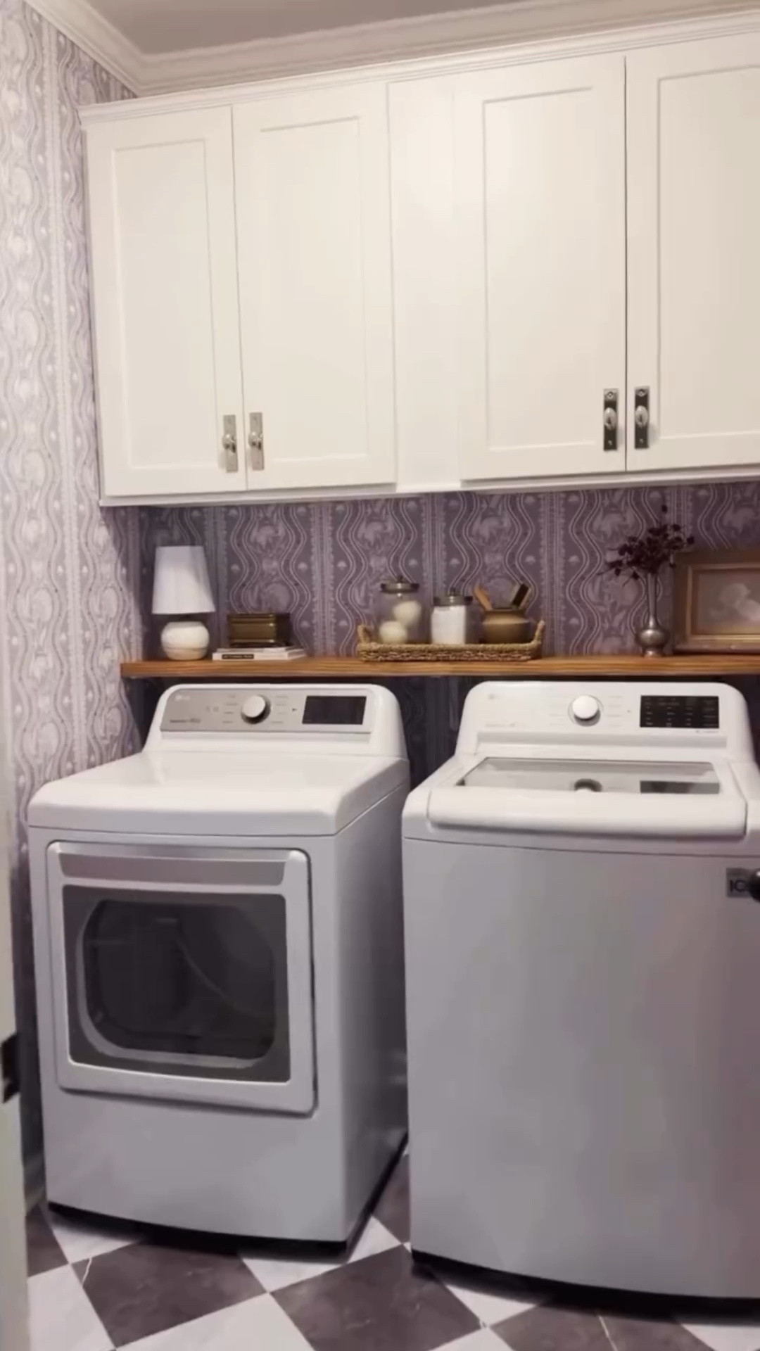 This space started off plain, dull, and honestly… easy to ignore. But with a few intentional updates, now it feels styled, functional, and actually enjoyable to use

We added wallpaper from @artzaco_ for instant character, upgraded the cabinets for better storage, and used peel and stick flooring to give the space a fresh, budget-friendly foundation.

Comment LAUNDRY and I’ll send over a link to shop 🤍

#smalllaundryroom #laundryroommakeover #homestylingideas