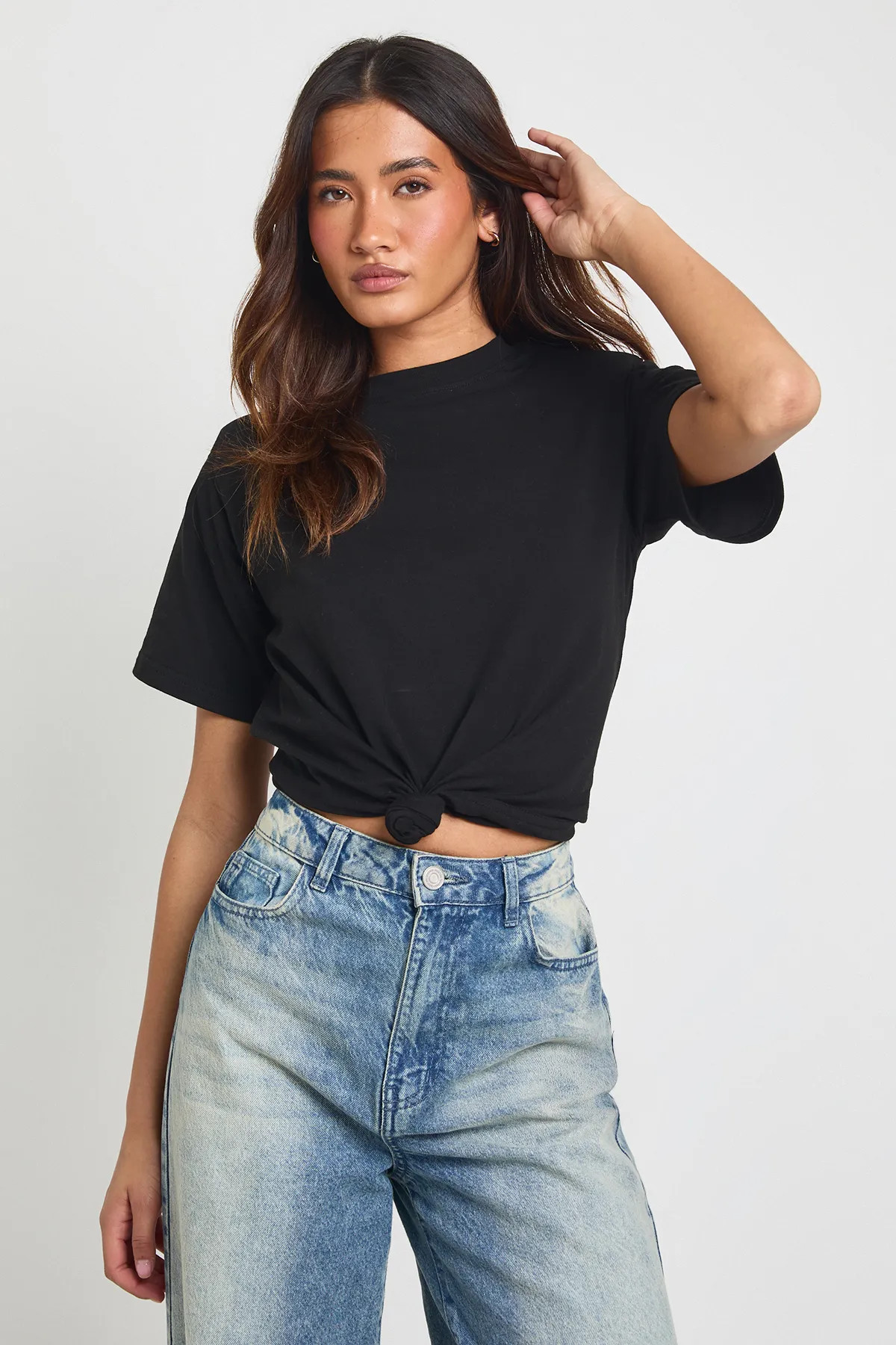 Black Shoulder Pad Knot Hem T-Shirt | Boohoo | Boohoo.com (UK & IE)