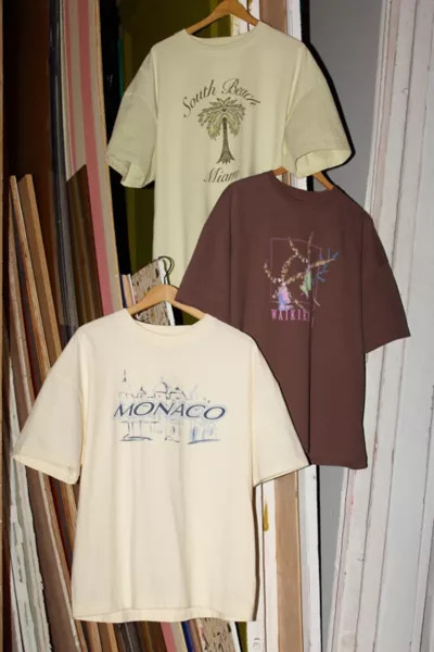 UO Tourist Tee | Urban Outfitters (US and RoW)