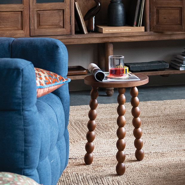 Simple Classics Turned Leg Round Side Table | Antique Farm House