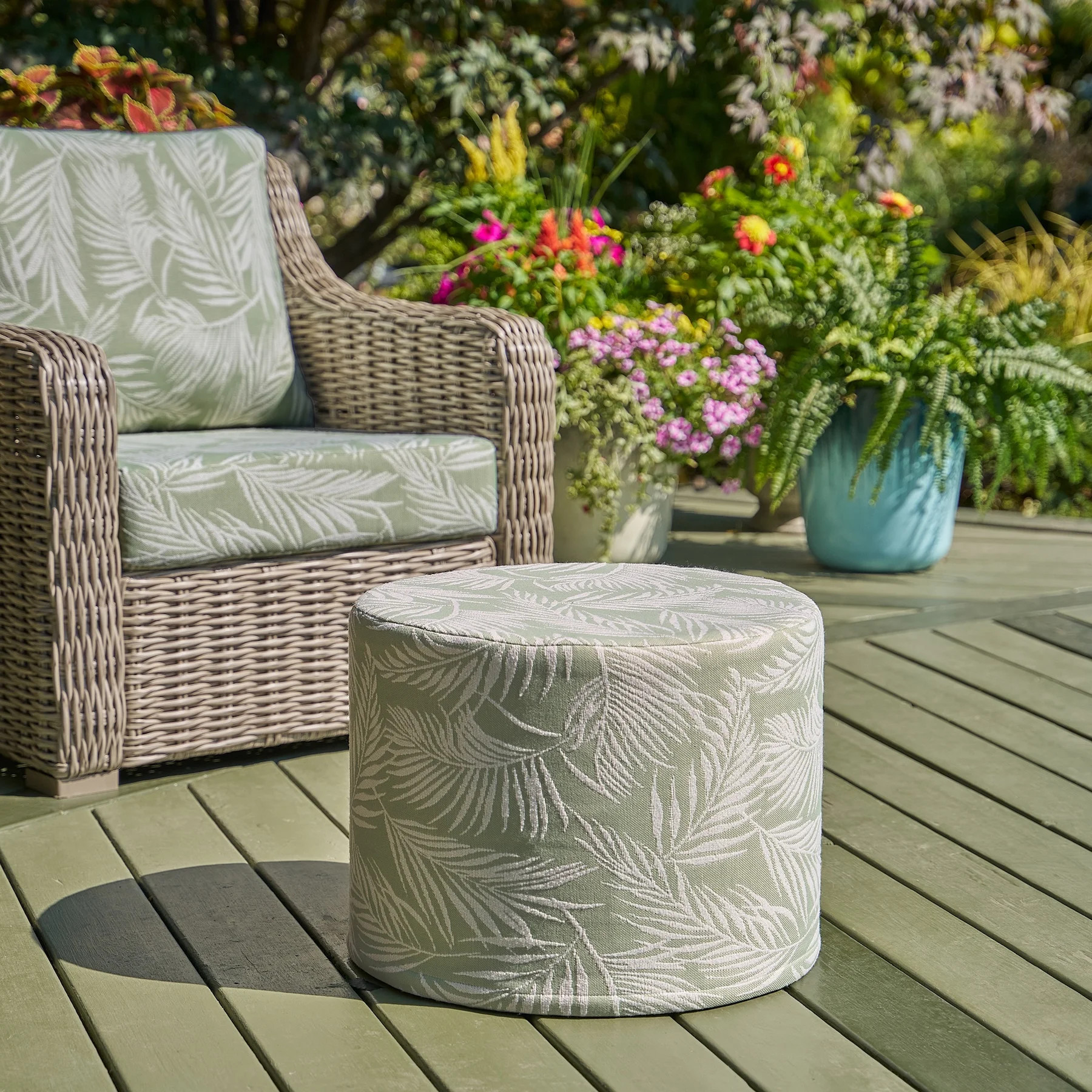 Better Homes & Gardens 20" Round Outdoor Pouf Ottoman, 1-Piece, Palm Green | Walmart (US)