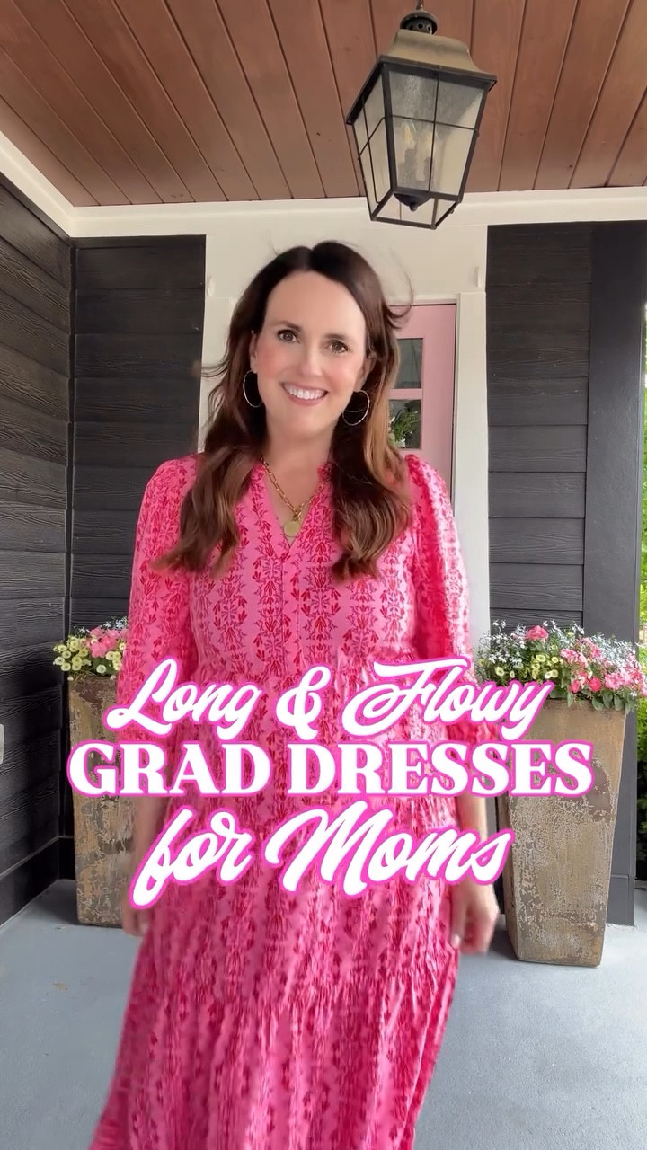 Senior mamas, we need to feel beautiful and confident on graduation day, too! With Lola’s college graduation this Saturday, I’ve rounded up some long and flowy dresses that are so flattering and so easy to wear, all we’ll need to do is smile and celebrate the big day! 

Comment DRESS for the link!

#flowydress #flowydresses #graduationdress #summerdresses