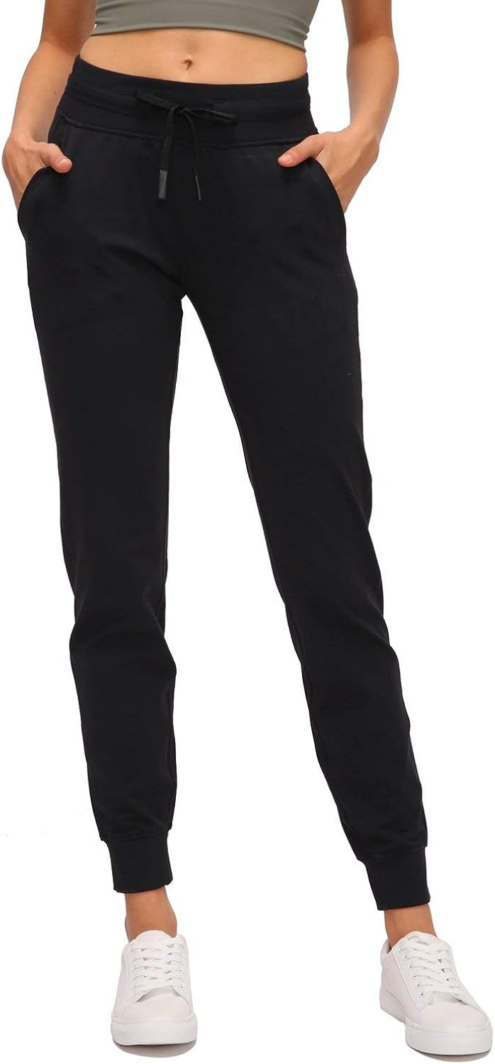 Willit Women's Workout Joggers Pants Lightweight Athletic Sports Track Pants with Pockets Tapered... | Amazon (CA)