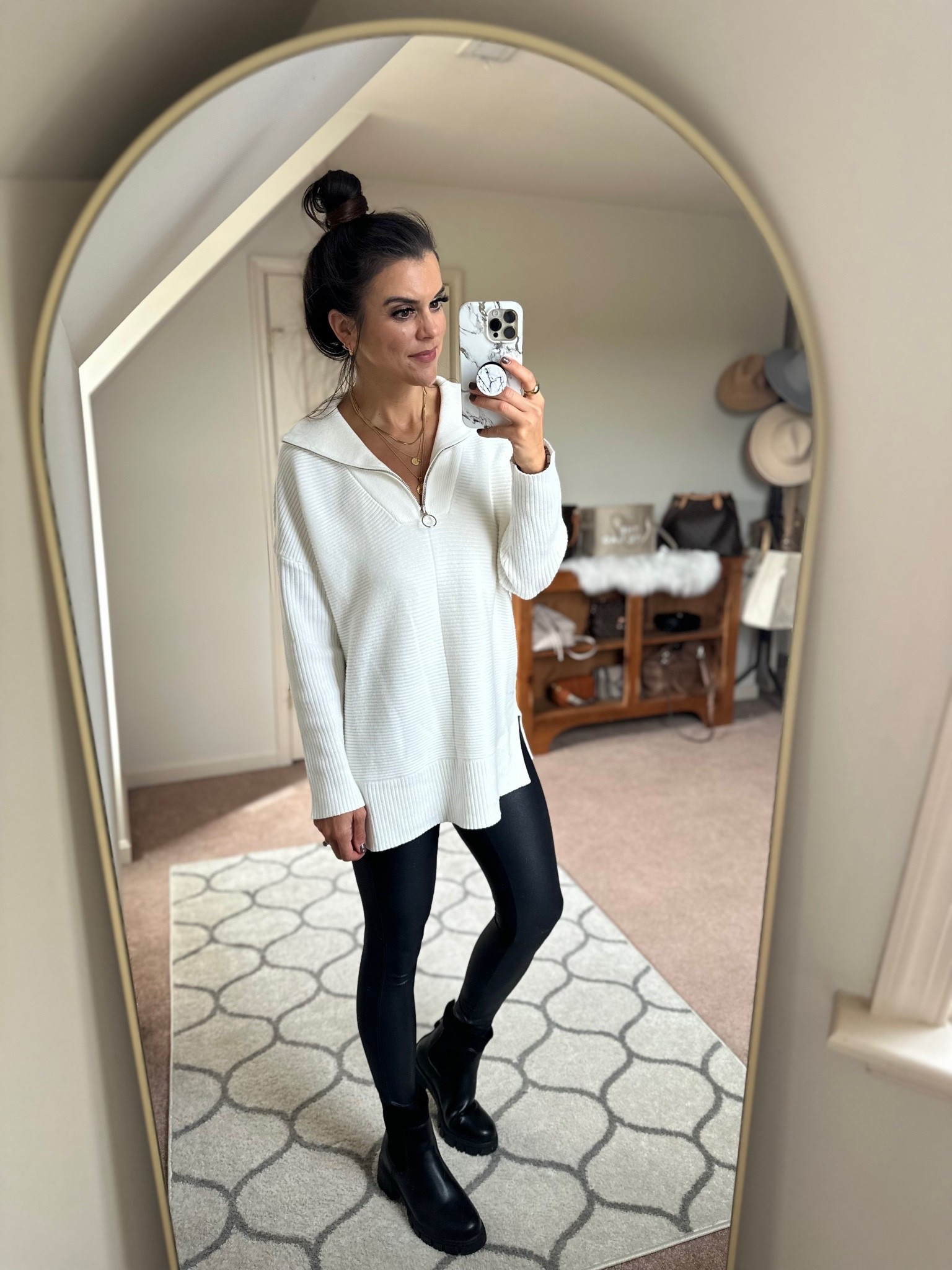 Size small in sweater size xs in leggings

#LTKgrwm #LTKootd #LTKmomlife